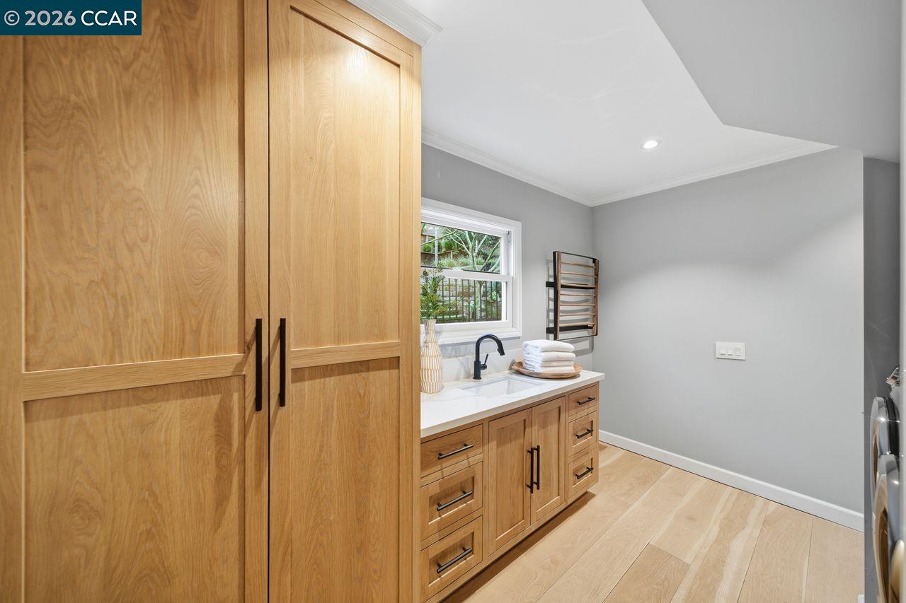 Detail Gallery Image 26 of 58 For 780 Carlston Ave, Oakland,  CA 94610 - 3 Beds | 3 Baths