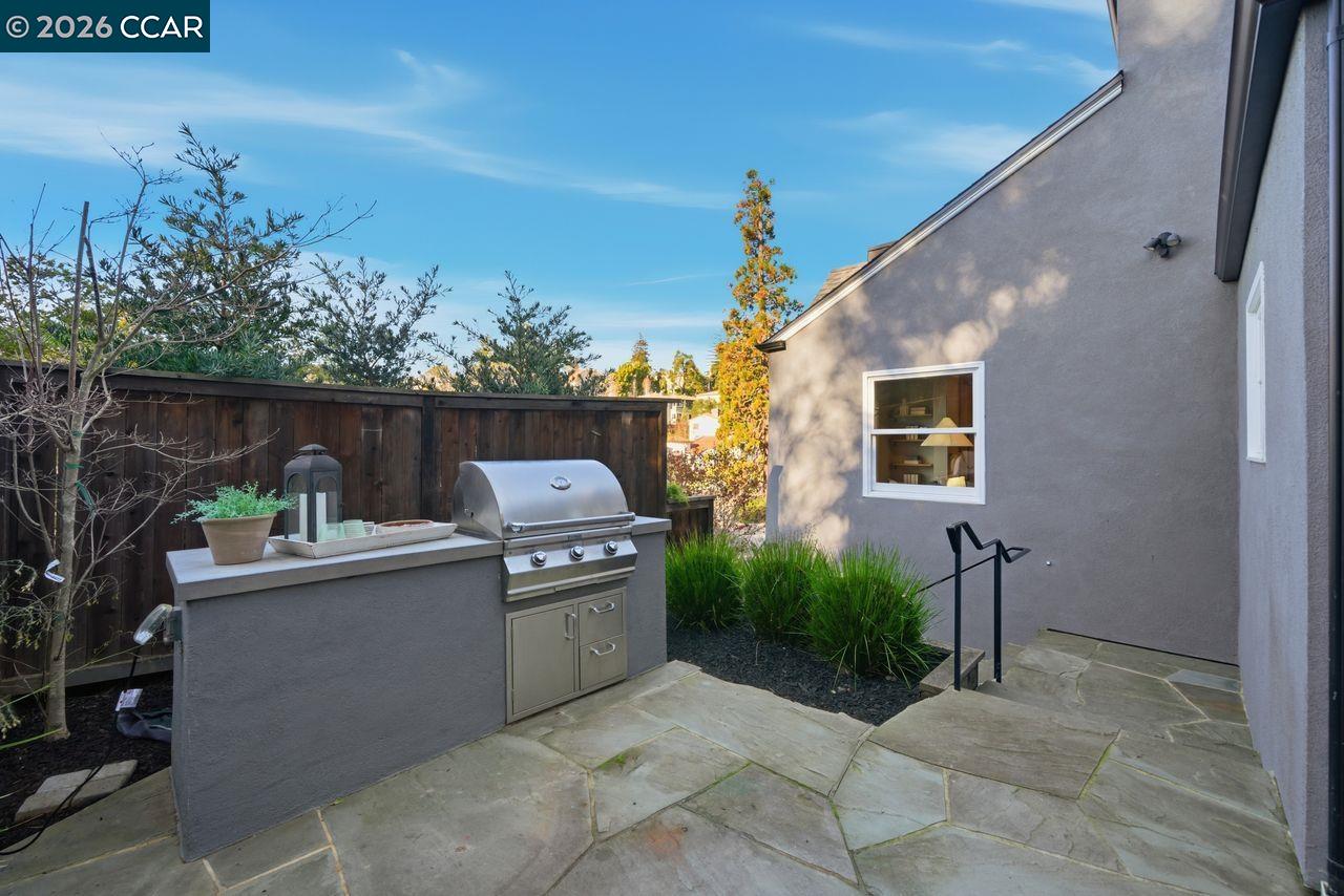 Detail Gallery Image 43 of 58 For 780 Carlston Ave, Oakland,  CA 94610 - 3 Beds | 3 Baths