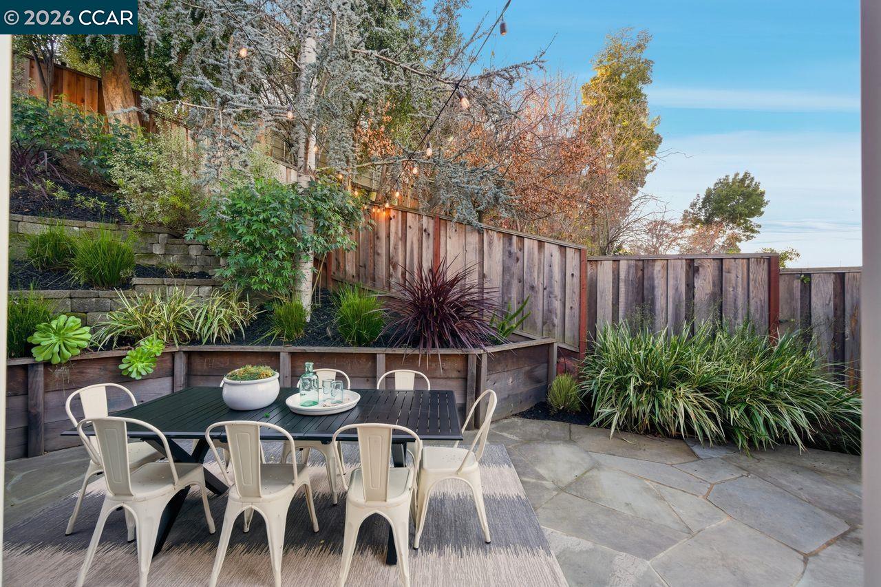 Detail Gallery Image 44 of 58 For 780 Carlston Ave, Oakland,  CA 94610 - 3 Beds | 3 Baths