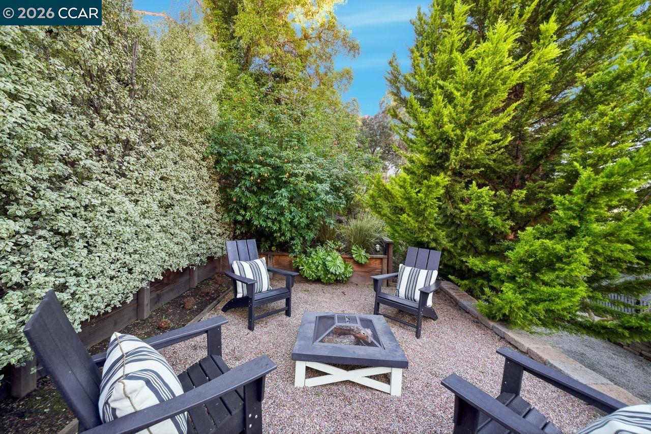 Detail Gallery Image 47 of 58 For 780 Carlston Ave, Oakland,  CA 94610 - 3 Beds | 3 Baths