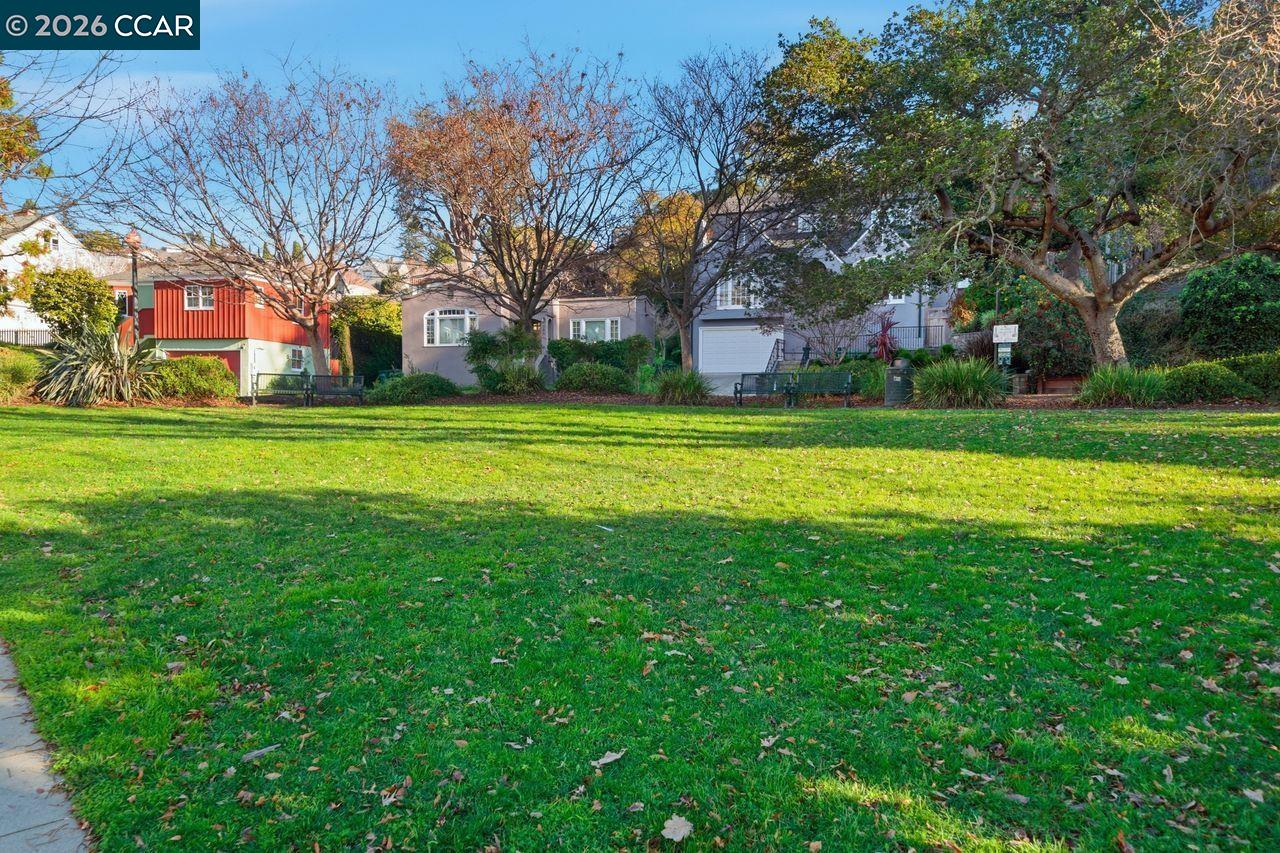 Detail Gallery Image 55 of 58 For 780 Carlston Ave, Oakland,  CA 94610 - 3 Beds | 3 Baths