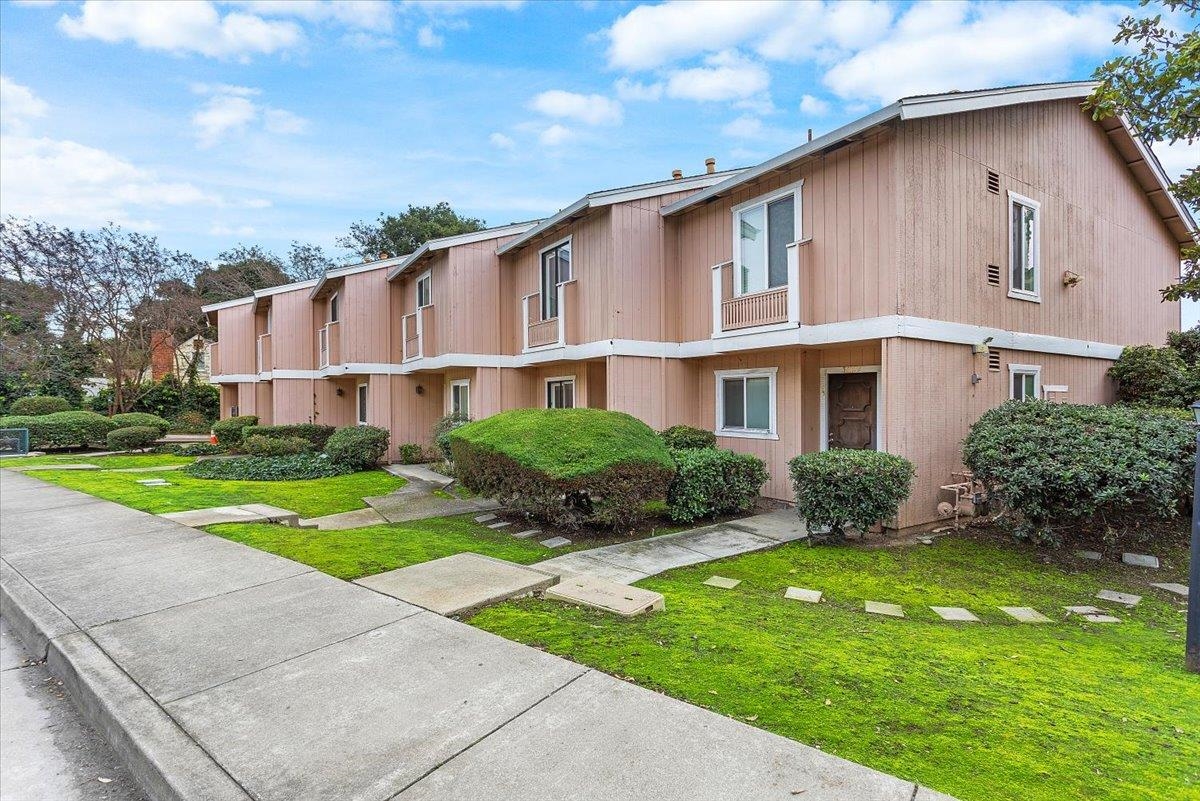 Front Image Thumbnail for BE41121185