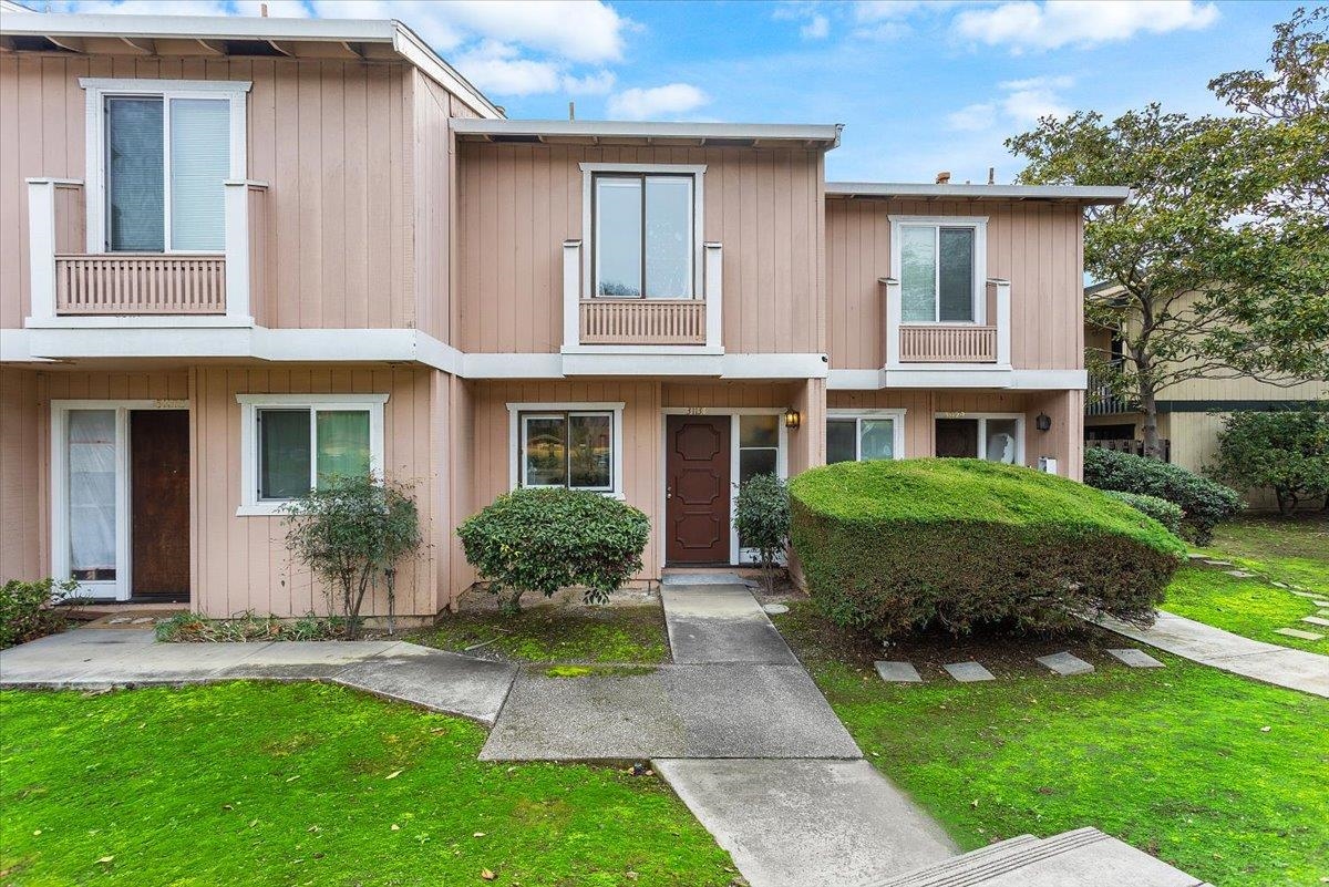 Detail Gallery Image 2 of 30 For 31131 Alvarado Niles Rd, Union City,  CA 94587 - 2 Beds | 1/1 Baths