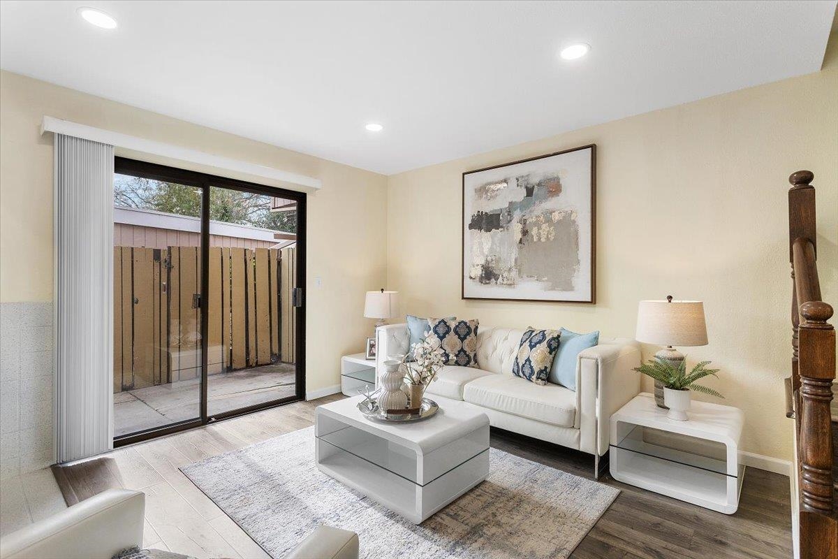 Detail Gallery Image 12 of 30 For 31131 Alvarado Niles Rd, Union City,  CA 94587 - 2 Beds | 1/1 Baths