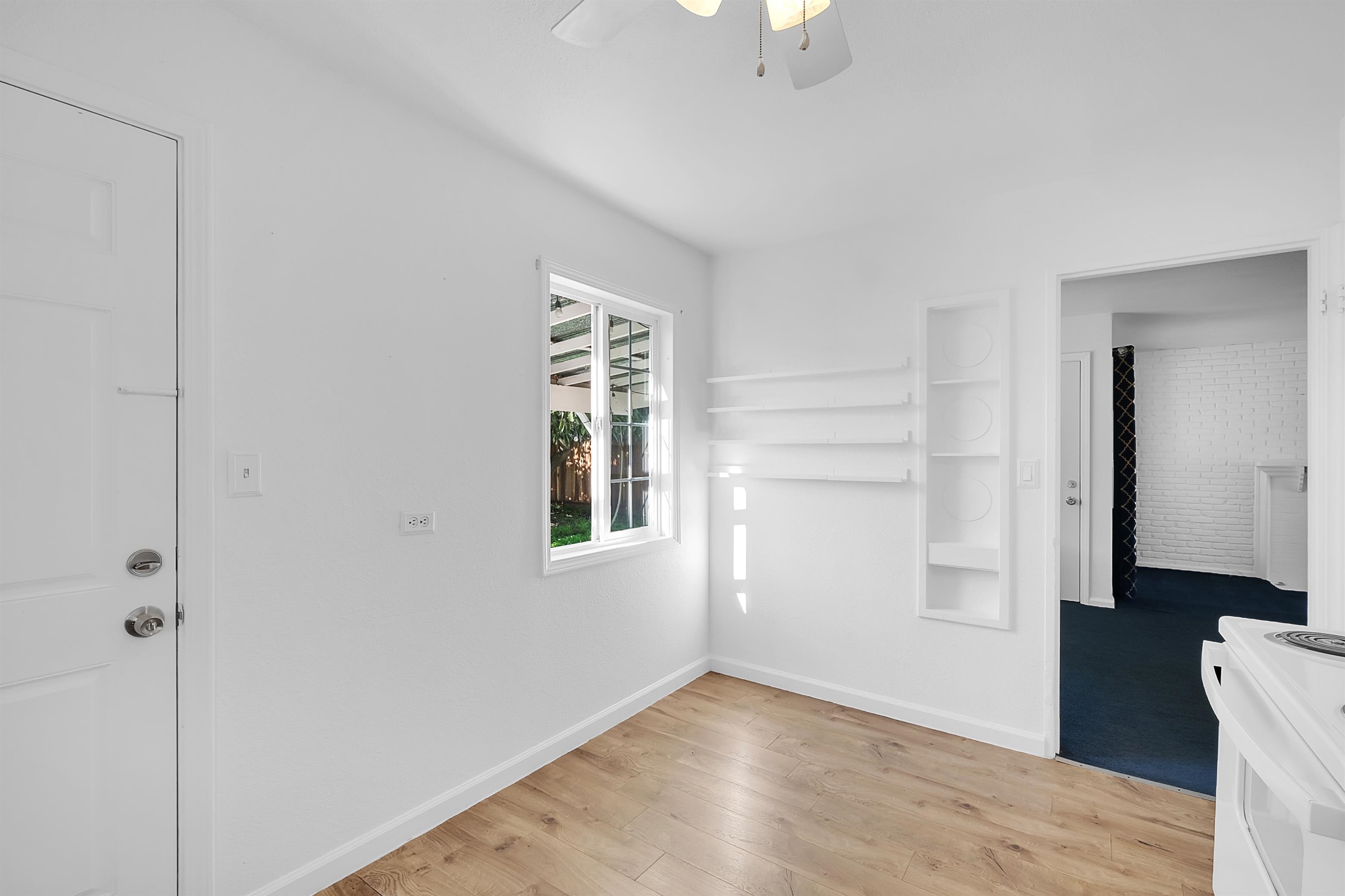 Detail Gallery Image 14 of 26 For 15879 Hesperian Blvd, San Lorenzo,  CA 94580 - 3 Beds | 1 Baths