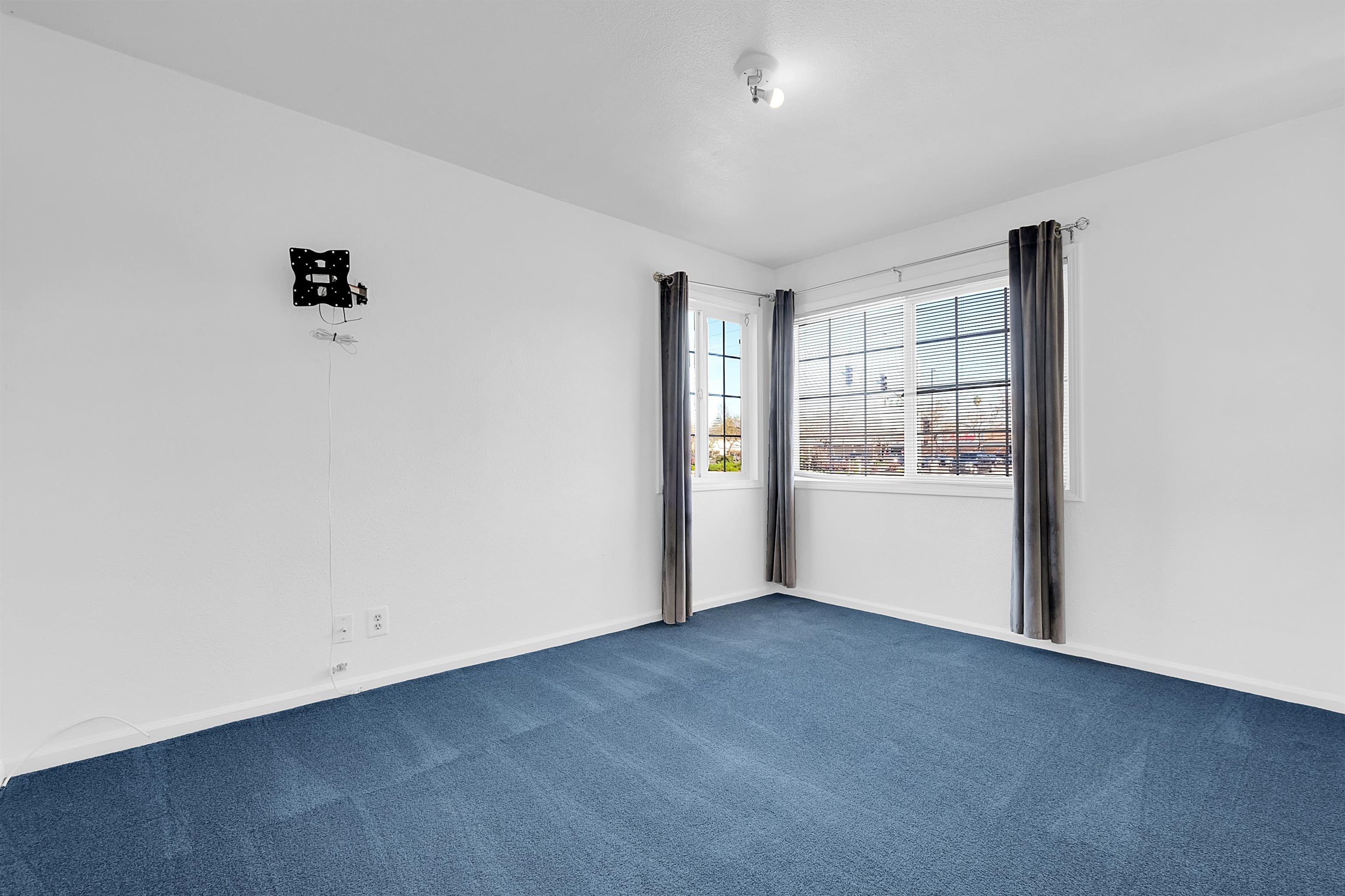 Detail Gallery Image 20 of 26 For 15879 Hesperian Blvd, San Lorenzo,  CA 94580 - 3 Beds | 1 Baths