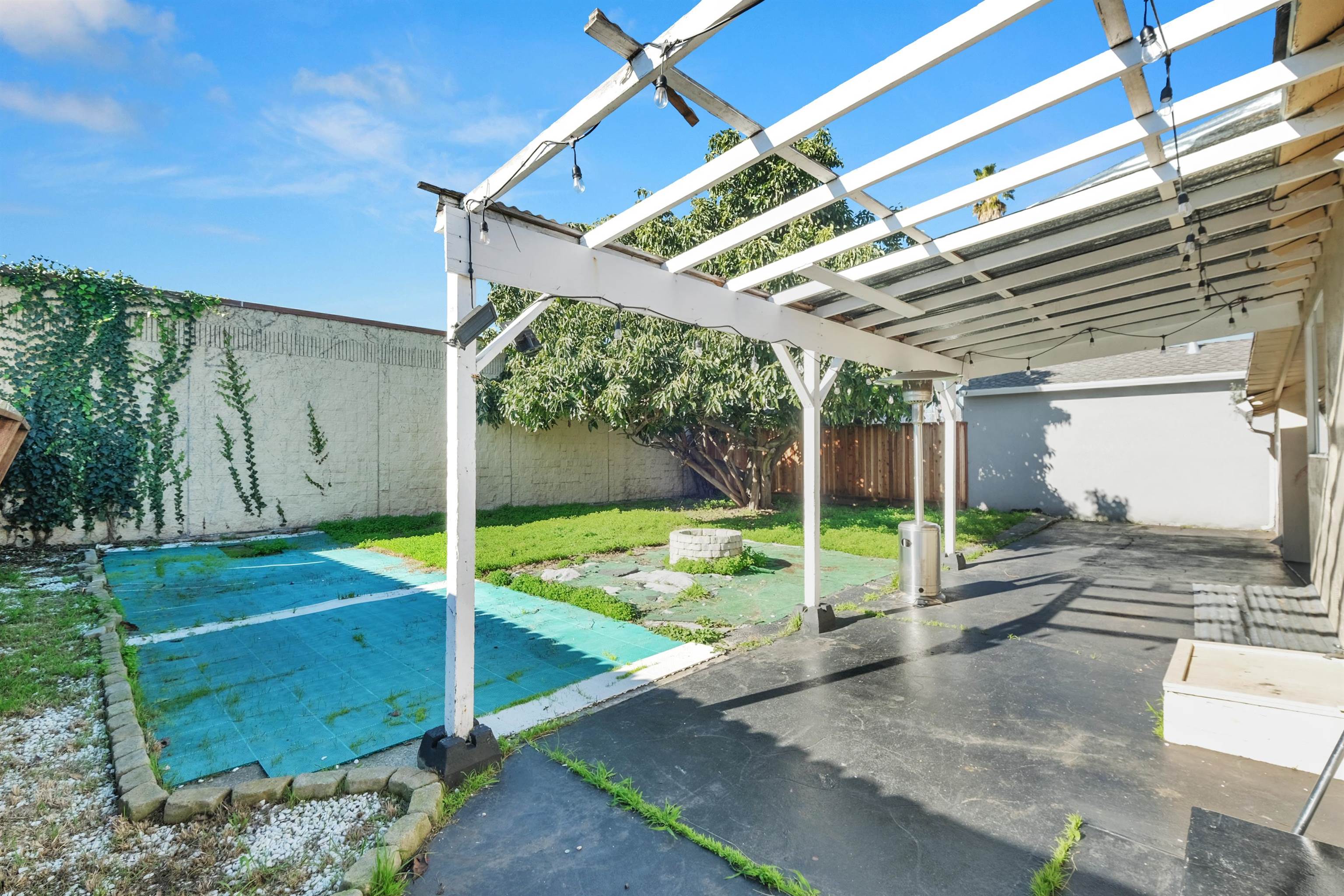 Detail Gallery Image 25 of 26 For 15879 Hesperian Blvd, San Lorenzo,  CA 94580 - 3 Beds | 1 Baths