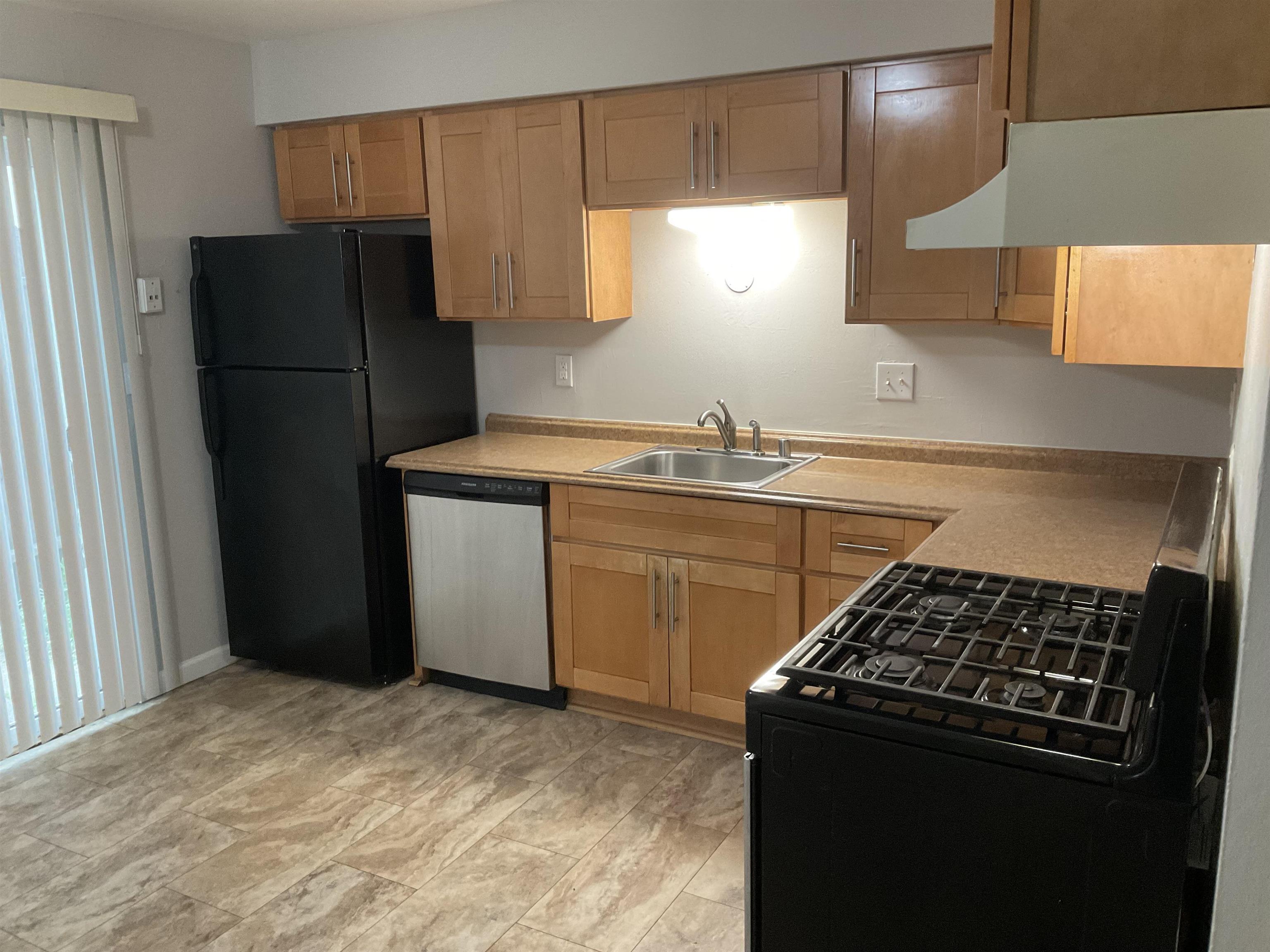 Detail Gallery Image 2 of 6 For 1108 W 5th Street #2,  Antioch,  CA 94509 - 2 Beds | 1 Baths