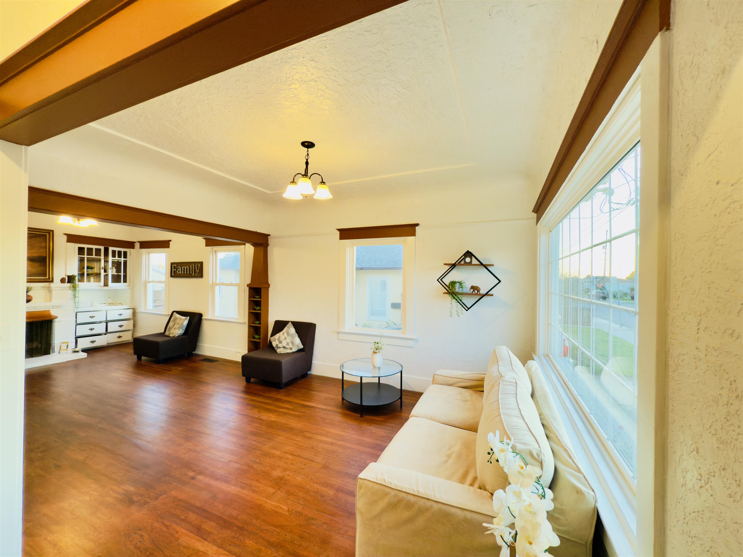 Detail Gallery Image 5 of 18 For 618 38th St, Richmond,  CA 94805 - 4 Beds | 3 Baths