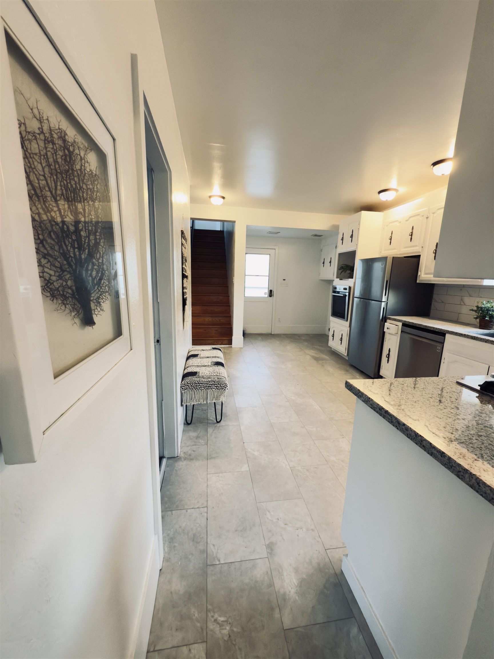 Detail Gallery Image 8 of 18 For 618 38th St, Richmond,  CA 94805 - 4 Beds | 3 Baths