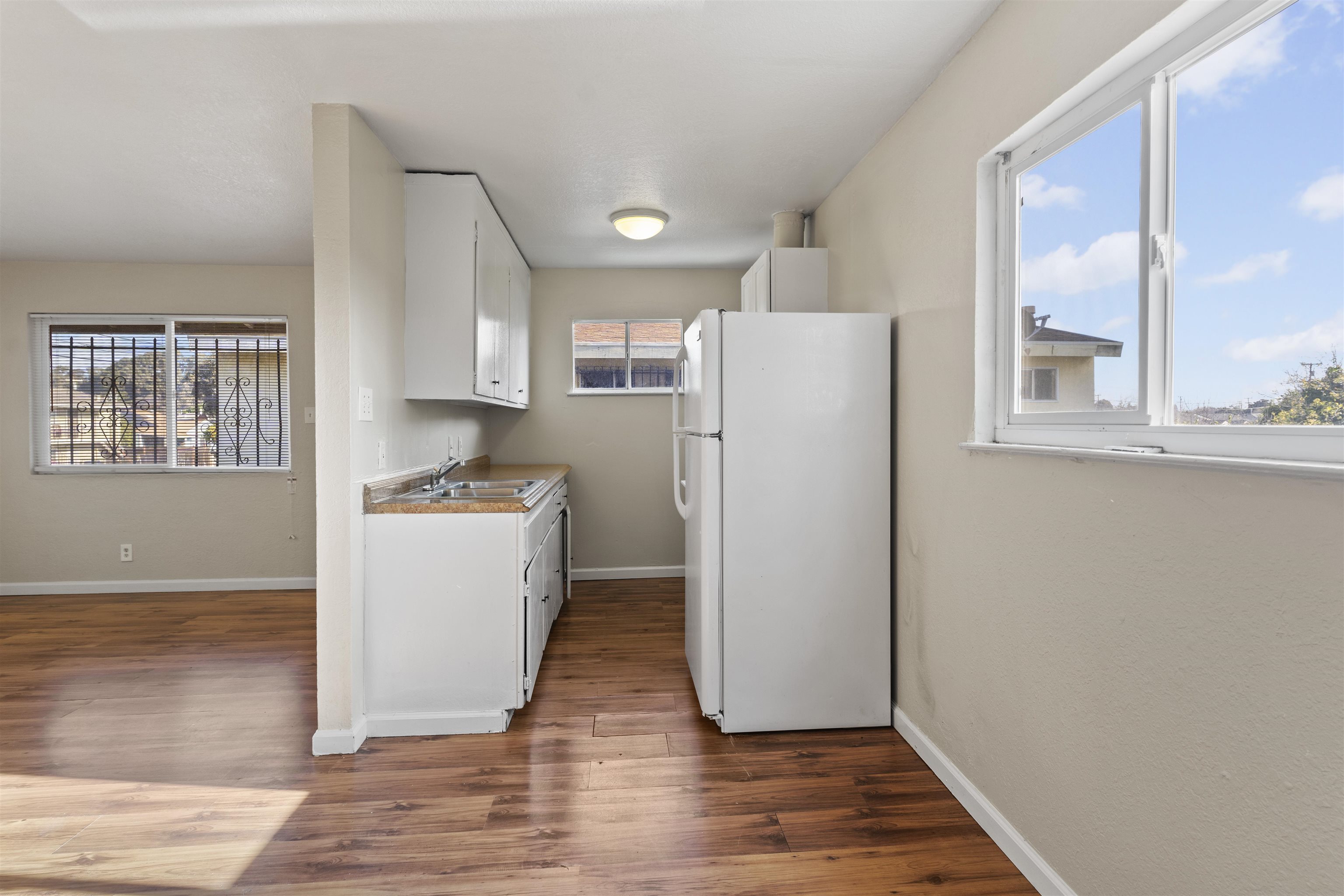 Detail Gallery Image 11 of 22 For 128 Catron Dr, Oakland,  CA 94603 - – Beds | – Baths