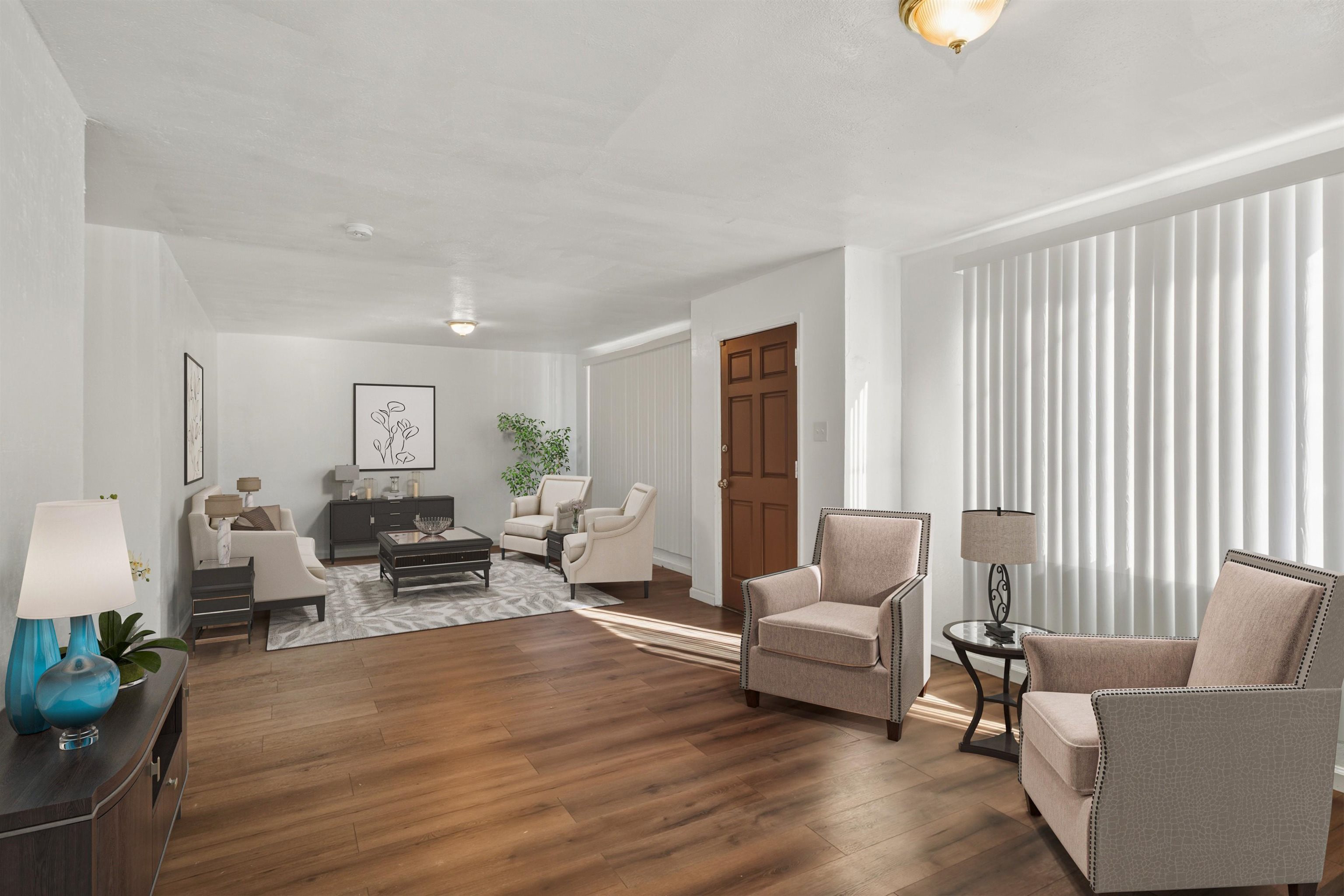 Detail Gallery Image 2 of 17 For 1111 Campbell St, Oakland,  CA 94607 - 3 Beds | 1 Baths