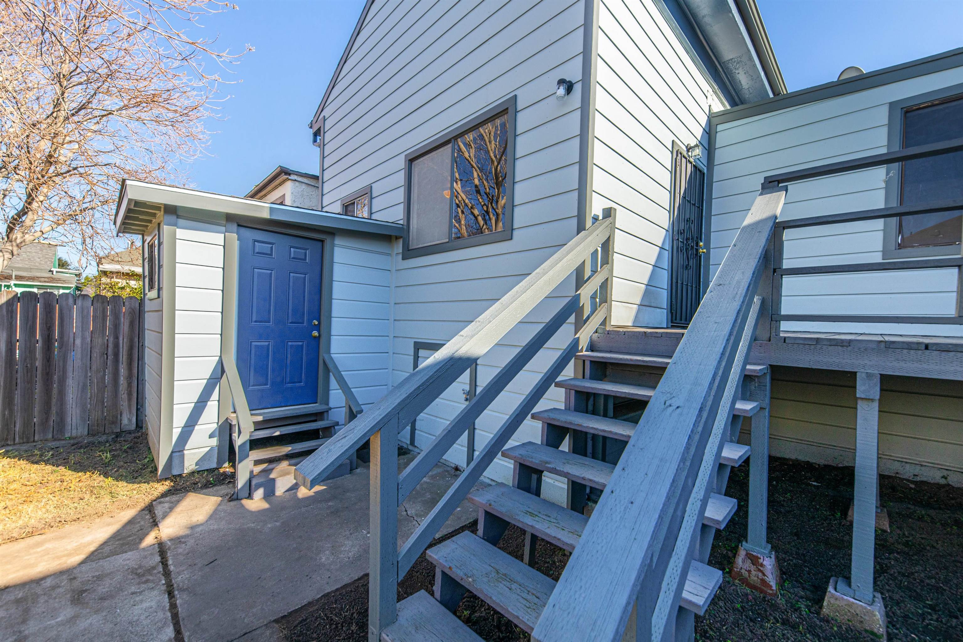 Detail Gallery Image 14 of 17 For 1111 Campbell St, Oakland,  CA 94607 - 3 Beds | 1 Baths