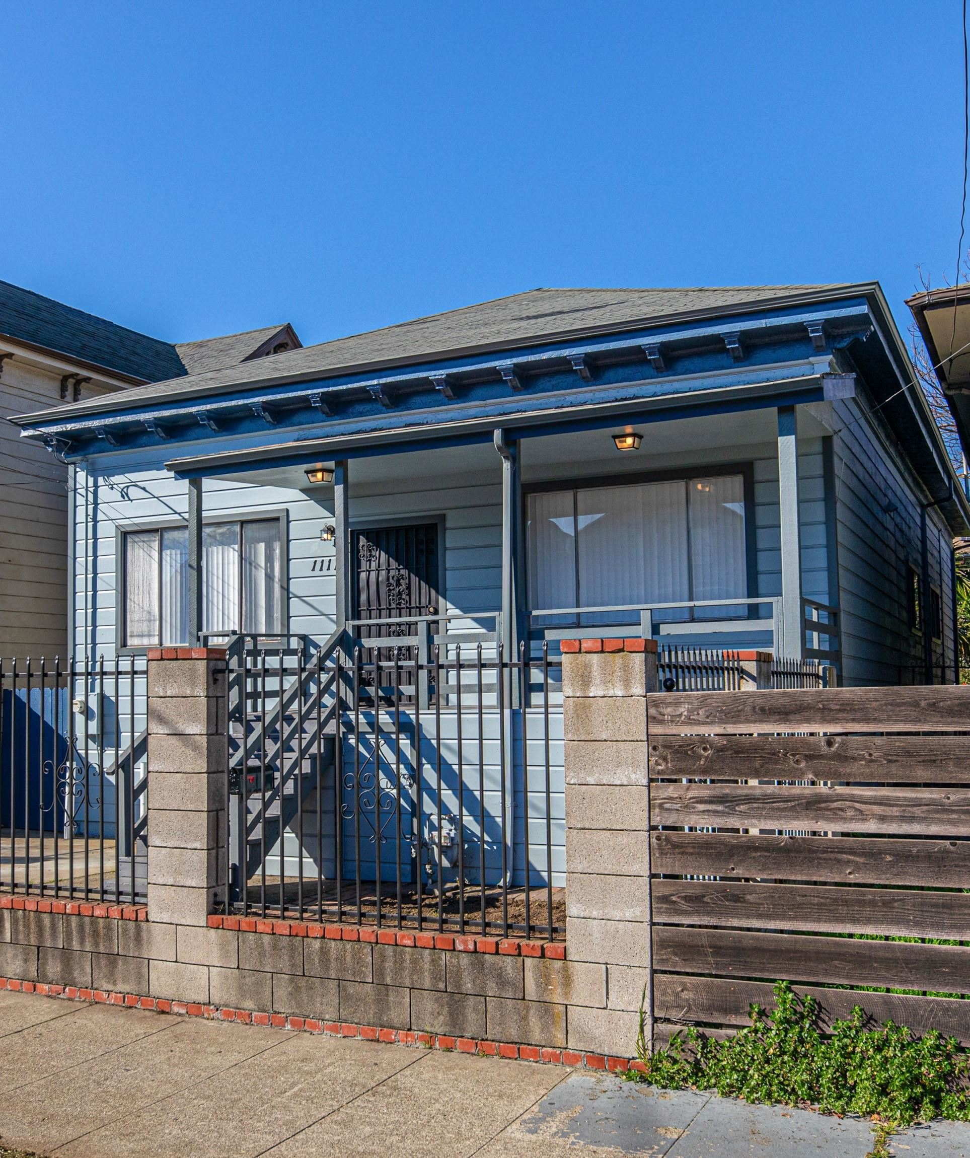 Detail Gallery Image 17 of 17 For 1111 Campbell St, Oakland,  CA 94607 - 3 Beds | 1 Baths