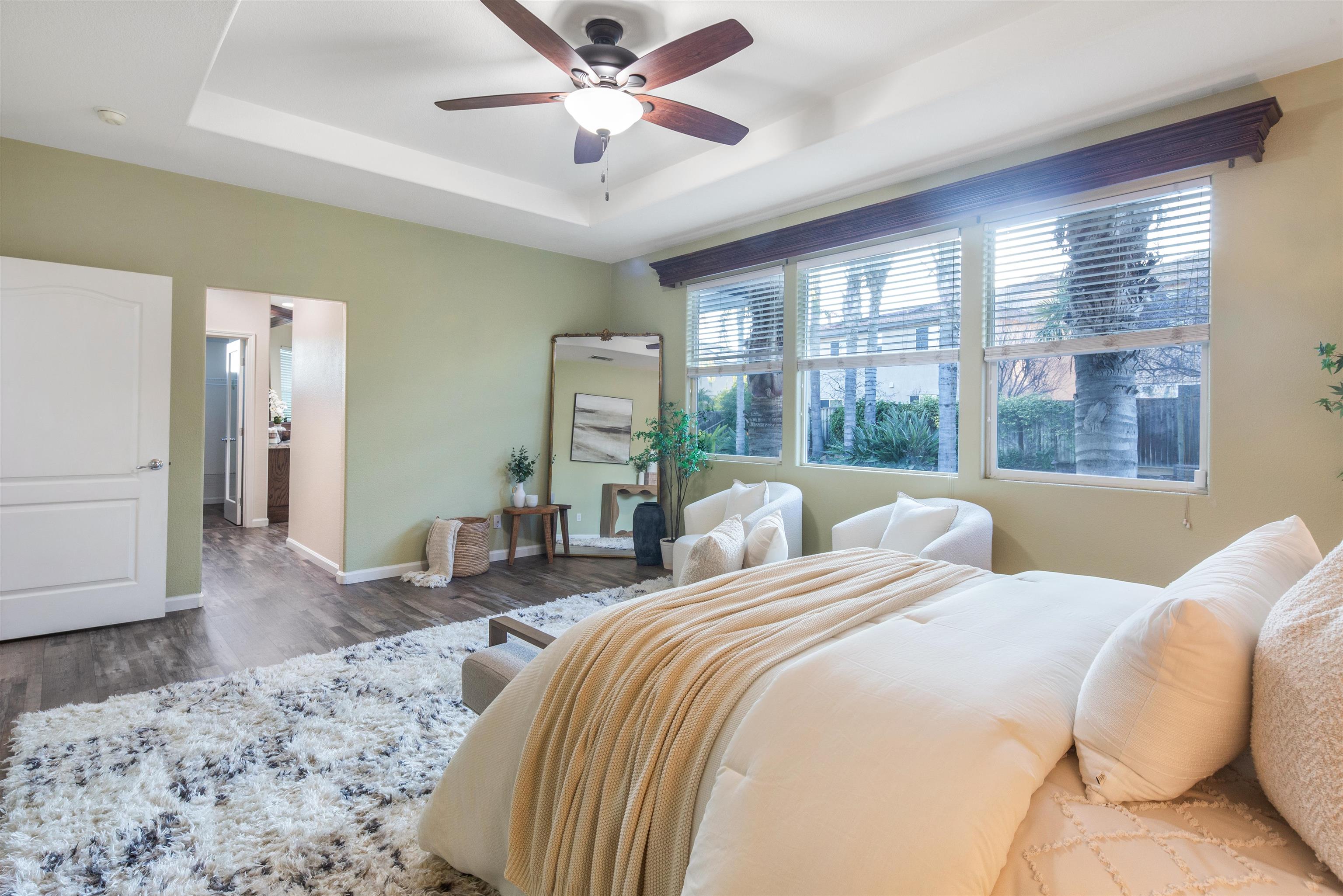 Detail Gallery Image 14 of 60 For 1834 Sanger Peak Way, Antioch,  CA 94531 - 5 Beds | 3 Baths