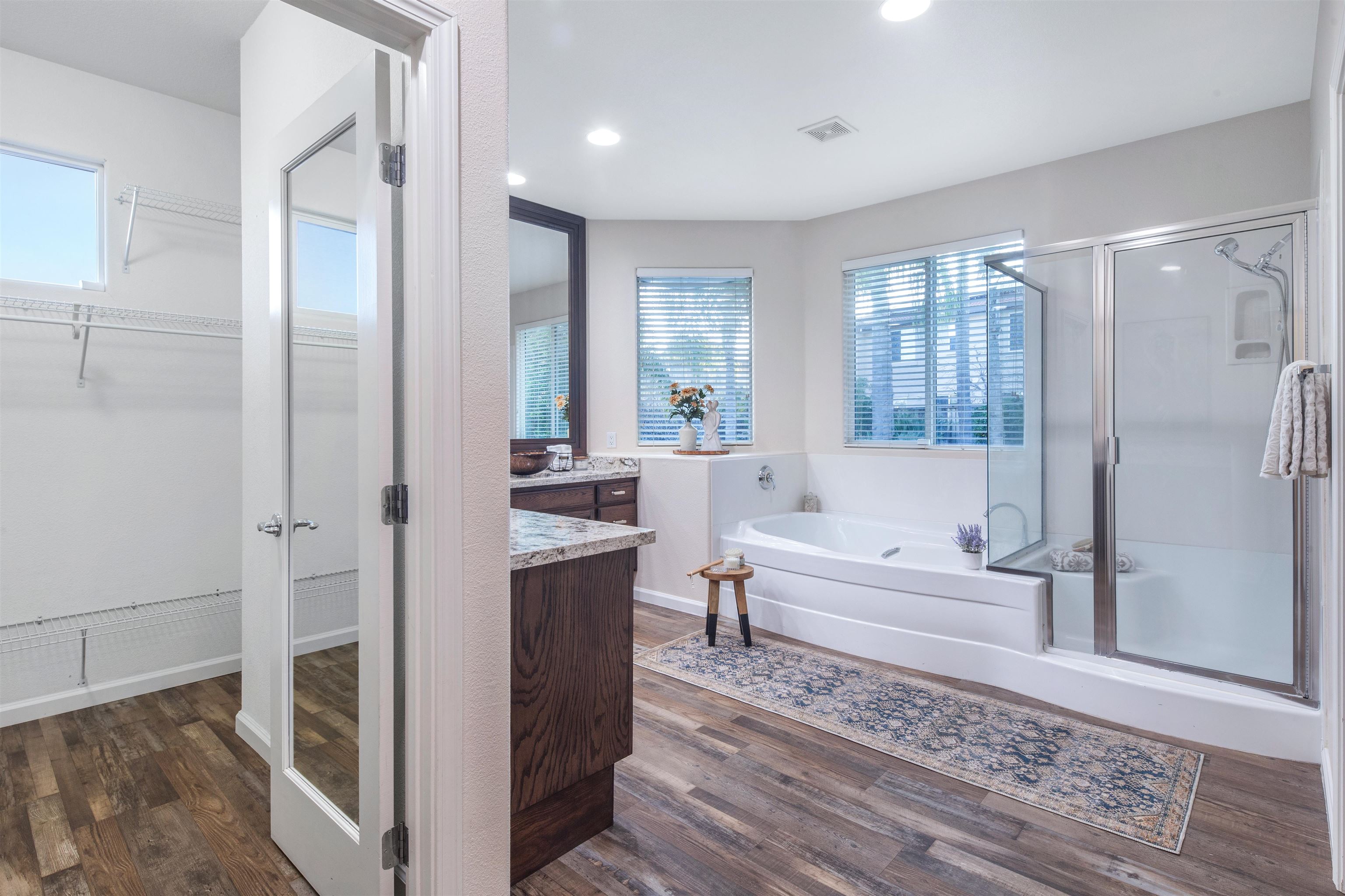 Detail Gallery Image 32 of 60 For 1834 Sanger Peak Way, Antioch,  CA 94531 - 5 Beds | 3 Baths