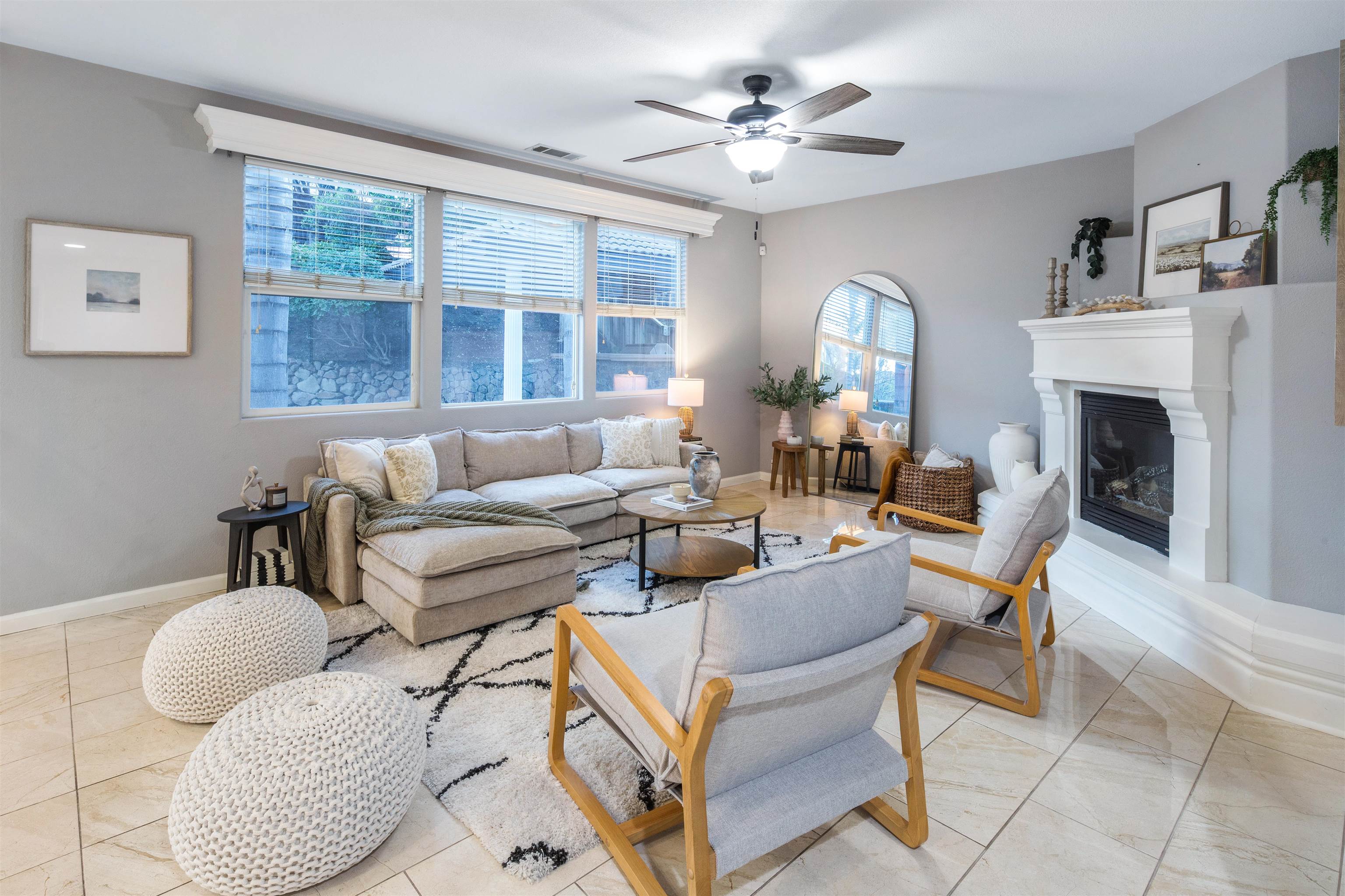 Detail Gallery Image 45 of 60 For 1834 Sanger Peak Way, Antioch,  CA 94531 - 5 Beds | 3 Baths