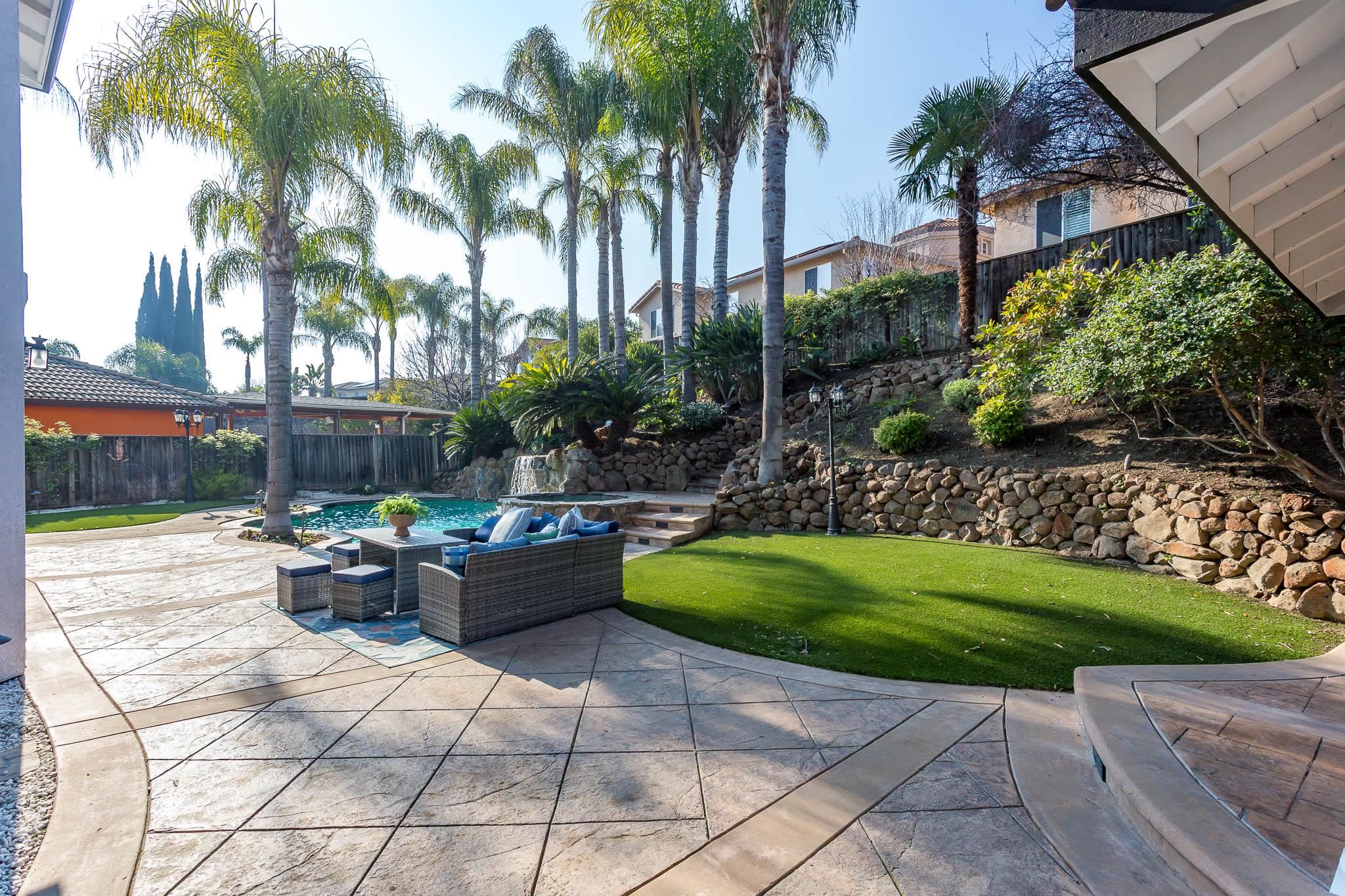 Detail Gallery Image 50 of 60 For 1834 Sanger Peak Way, Antioch,  CA 94531 - 5 Beds | 3 Baths