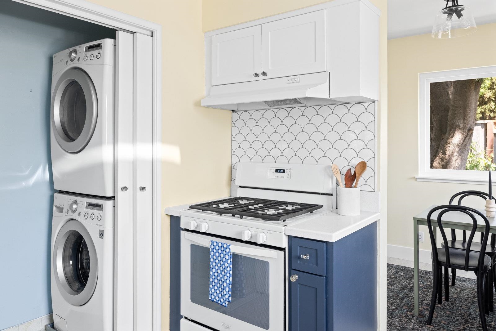 Detail Gallery Image 13 of 30 For 2726 Madeline Street, Oakland,  CA 94602 - 2 Beds | 1 Baths