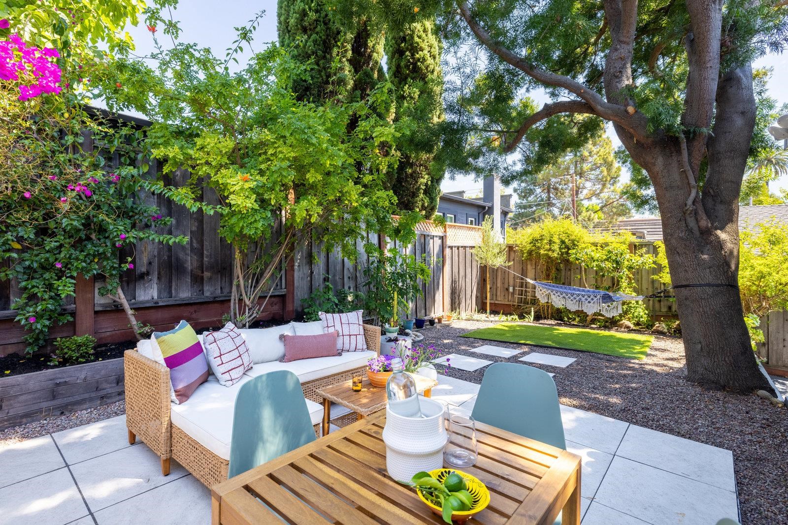 Detail Gallery Image 24 of 30 For 2726 Madeline Street, Oakland,  CA 94602 - 2 Beds | 1 Baths