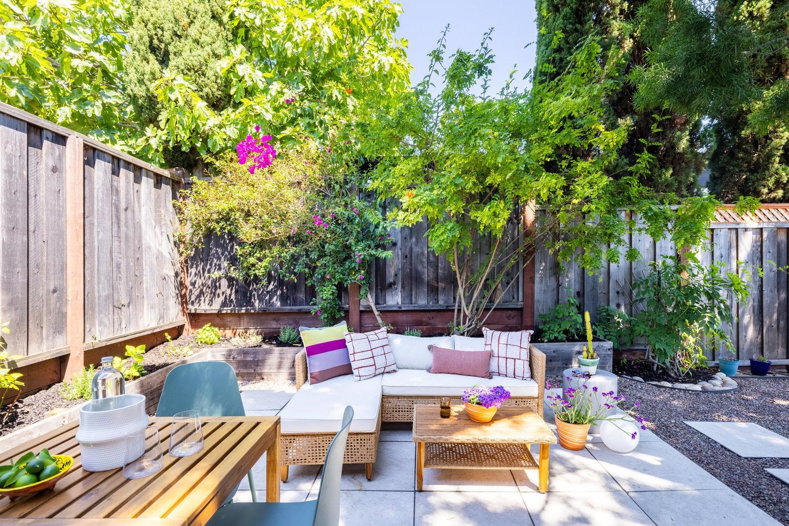 Detail Gallery Image 25 of 30 For 2726 Madeline Street, Oakland,  CA 94602 - 2 Beds | 1 Baths