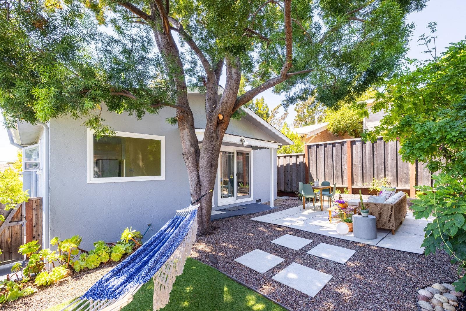 Detail Gallery Image 27 of 30 For 2726 Madeline Street, Oakland,  CA 94602 - 2 Beds | 1 Baths