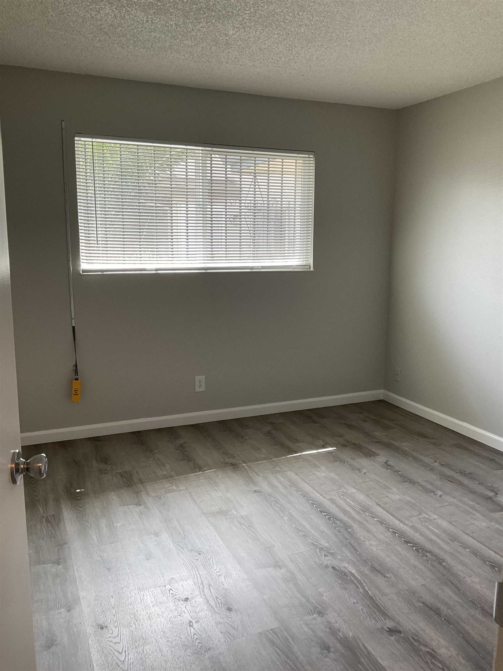 Detail Gallery Image 5 of 6 For 2104 Lemontree Way #1,  Antioch,  CA 94509 - 2 Beds | 1 Baths