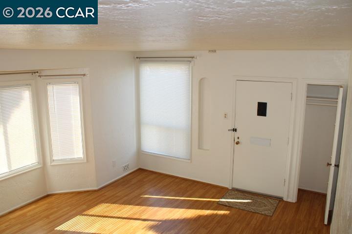 Detail Gallery Image 3 of 19 For 508 Civic Center St #500,  Richmond,  CA 94804 - 1 Beds | 1 Baths