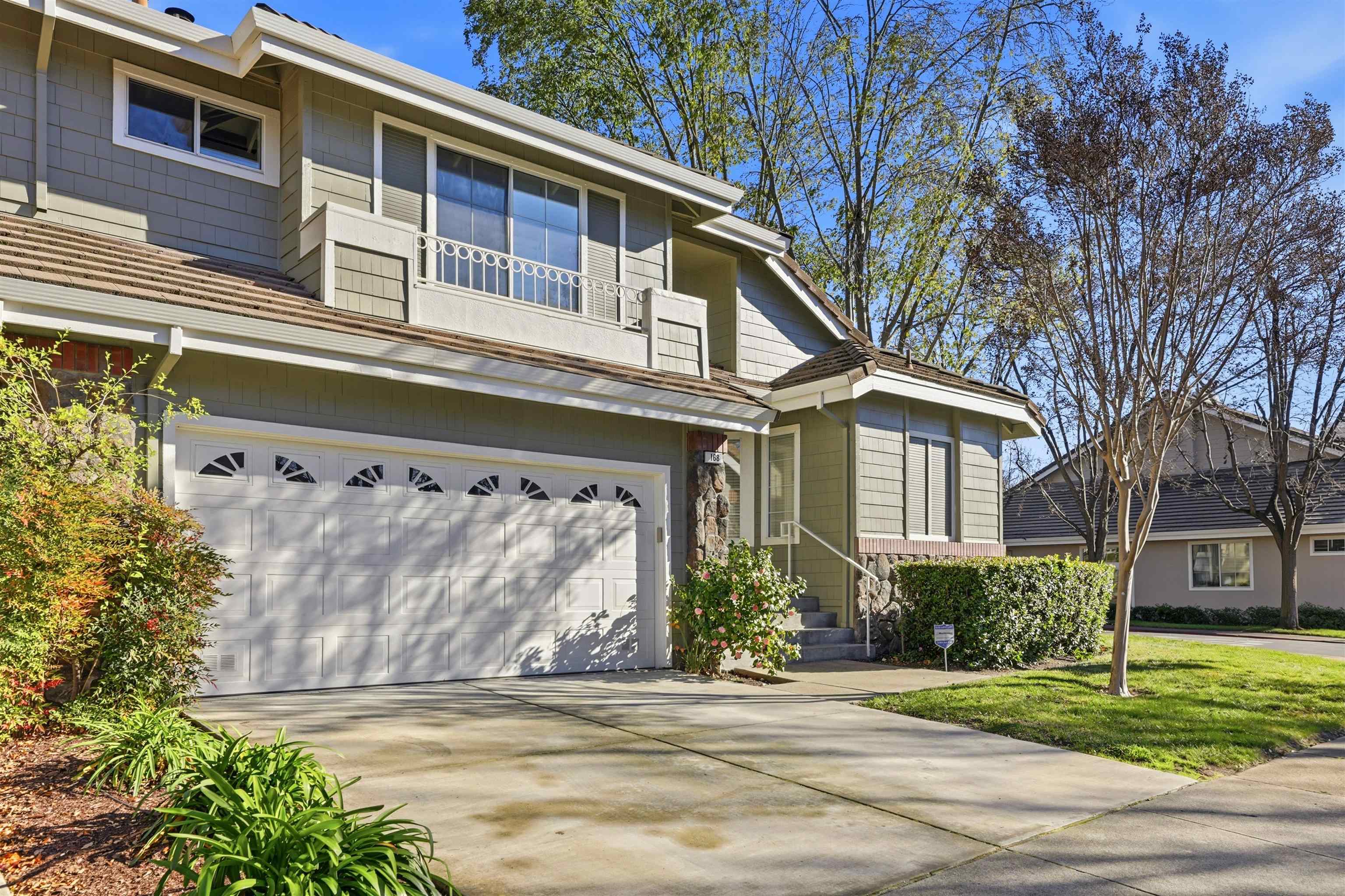 Detail Gallery Image 2 of 37 For 168 Tivoli Ln, Danville,  CA 94506 - 3 Beds | 3 Baths