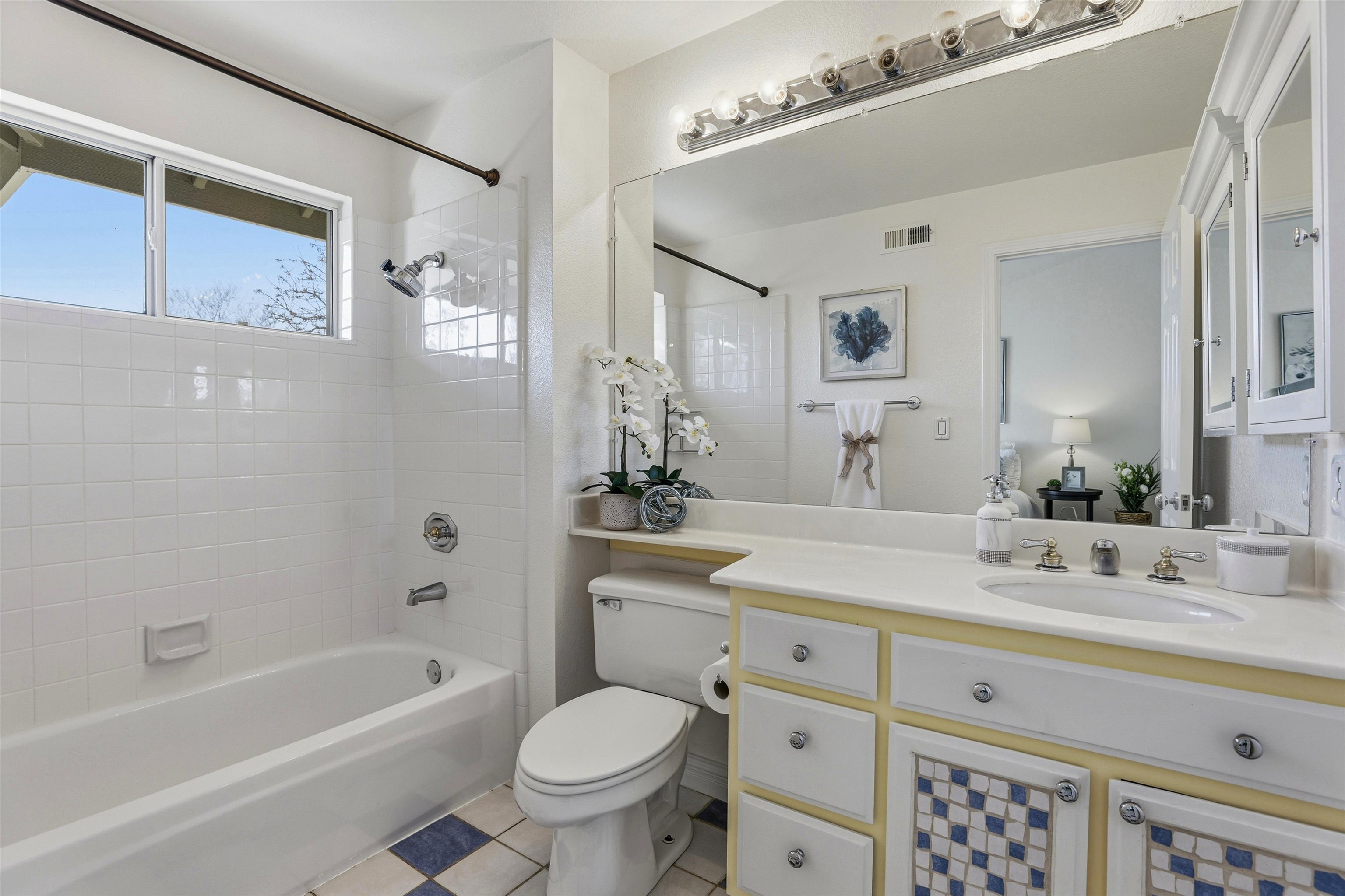 Detail Gallery Image 22 of 37 For 168 Tivoli Ln, Danville,  CA 94506 - 3 Beds | 3 Baths