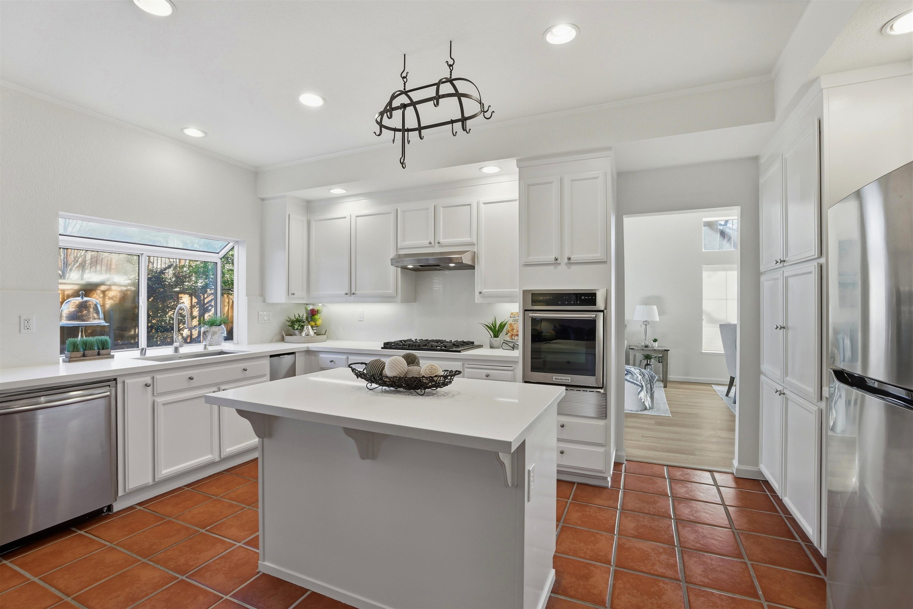 Detail Gallery Image 27 of 37 For 168 Tivoli Ln, Danville,  CA 94506 - 3 Beds | 3 Baths