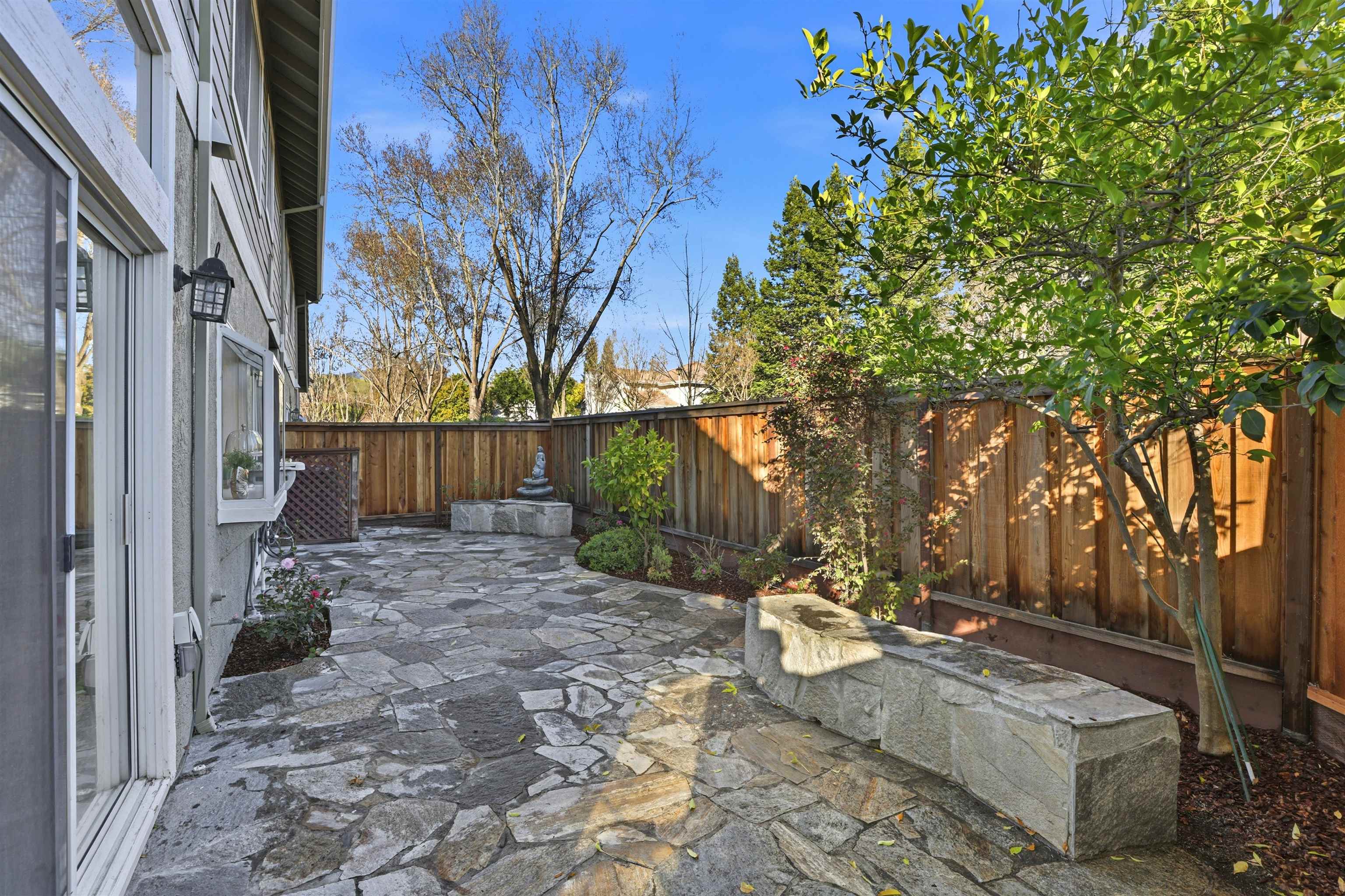 Detail Gallery Image 32 of 37 For 168 Tivoli Ln, Danville,  CA 94506 - 3 Beds | 3 Baths