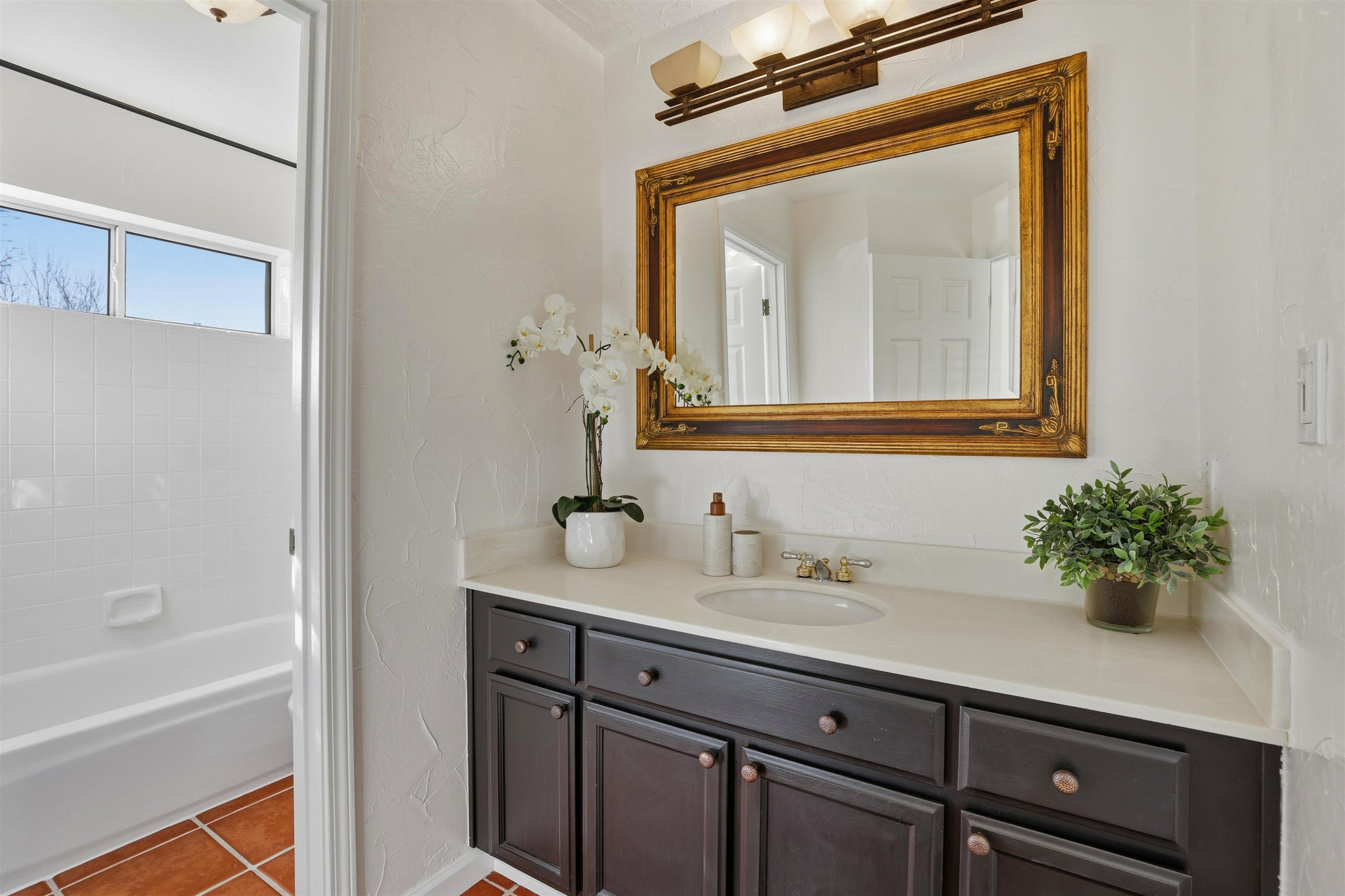 Detail Gallery Image 5 of 37 For 168 Tivoli Ln, Danville,  CA 94506 - 3 Beds | 3 Baths