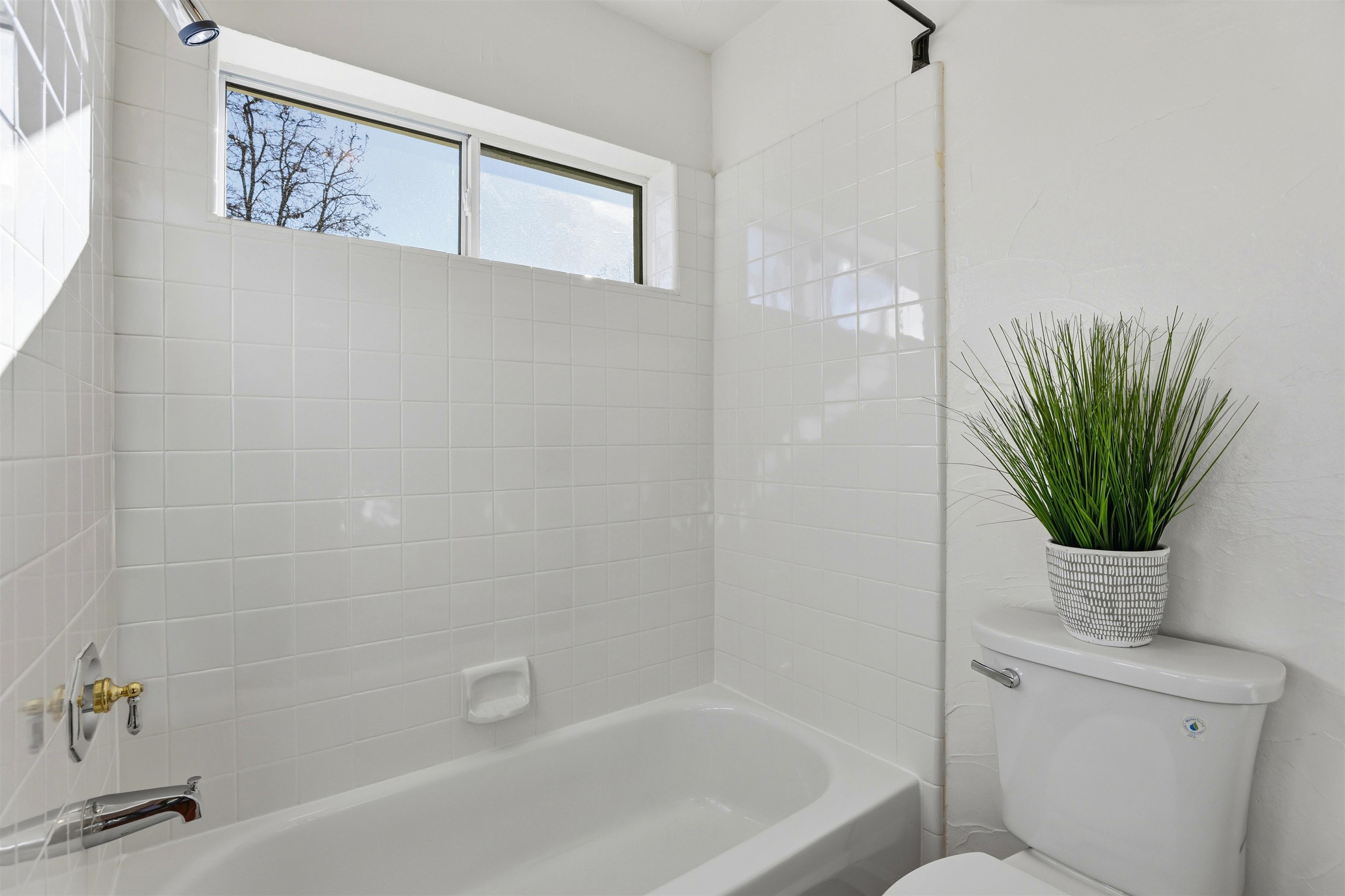 Detail Gallery Image 6 of 37 For 168 Tivoli Ln, Danville,  CA 94506 - 3 Beds | 3 Baths