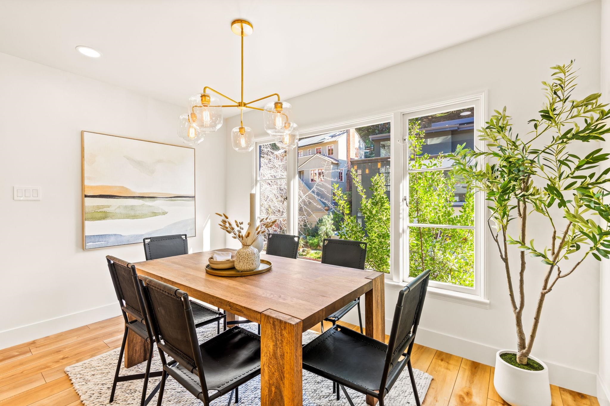 Detail Gallery Image 17 of 43 For 1678 Trestle Glen Rd., Oakland,  CA 94610 - 3 Beds | 2 Baths