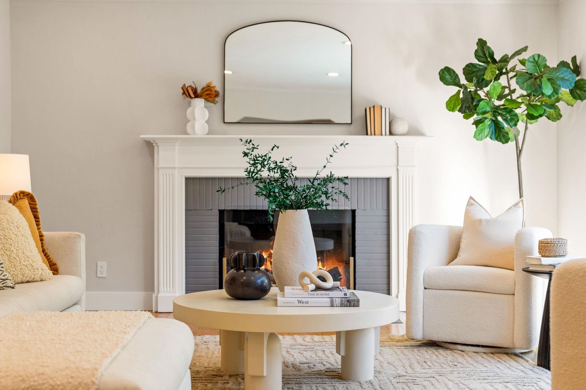 Detail Gallery Image 7 of 43 For 1678 Trestle Glen Rd., Oakland,  CA 94610 - 3 Beds | 2 Baths