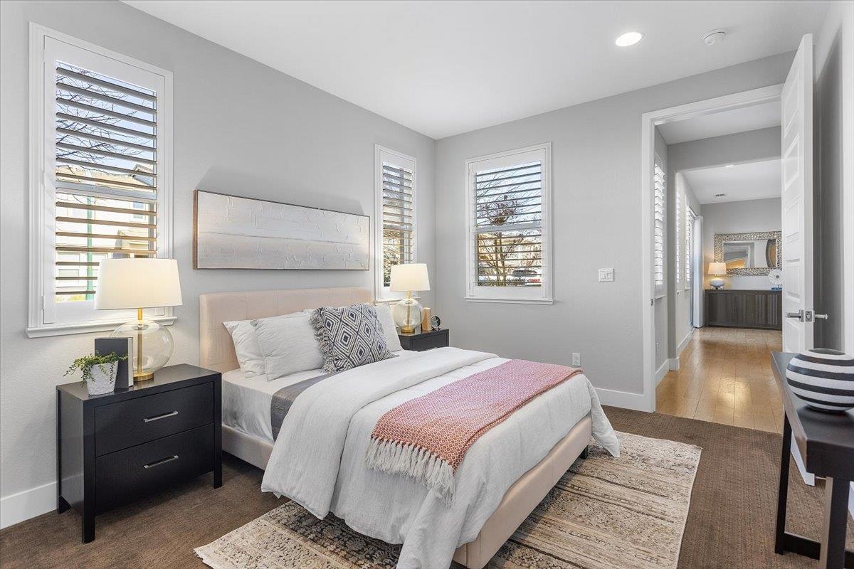 Detail Gallery Image 21 of 60 For 406 Mosley, Alameda,  CA 94501 - 4 Beds | 3/1 Baths