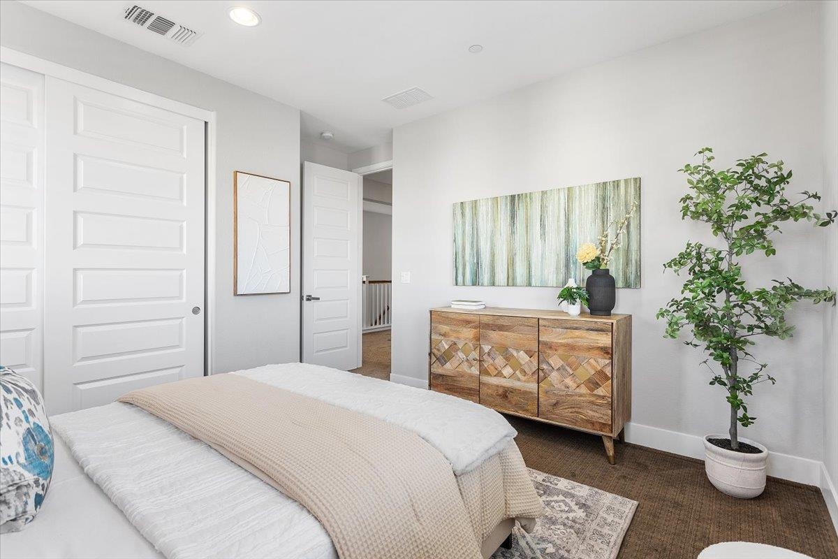 Detail Gallery Image 46 of 60 For 406 Mosley, Alameda,  CA 94501 - 4 Beds | 3/1 Baths