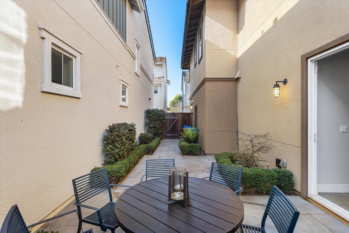 Detail Gallery Image 51 of 60 For 406 Mosley, Alameda,  CA 94501 - 4 Beds | 3/1 Baths