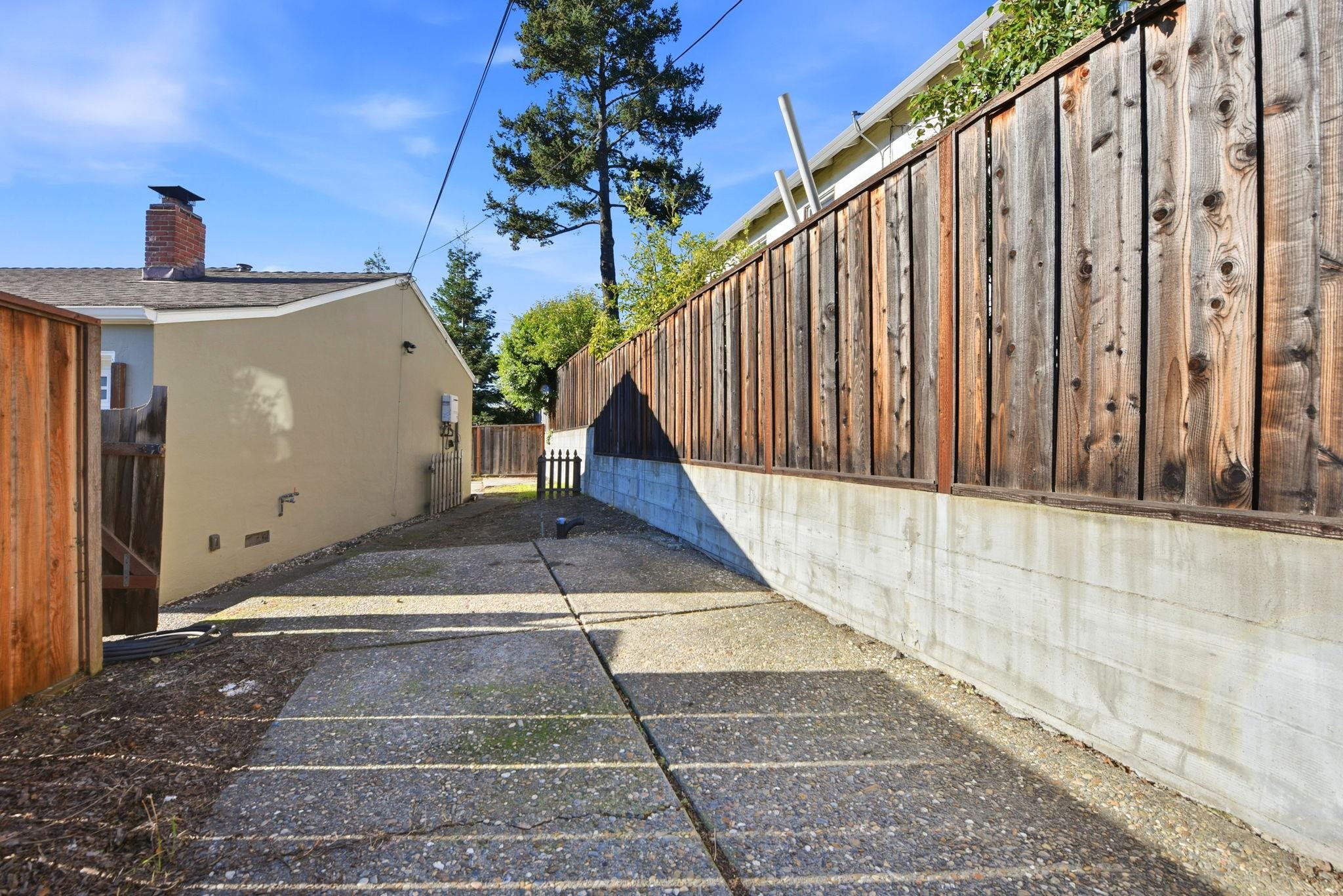 Detail Gallery Image 8 of 60 For 16251 Carolyn St, Castro Valley,  CA 94578 - – Beds | – Baths