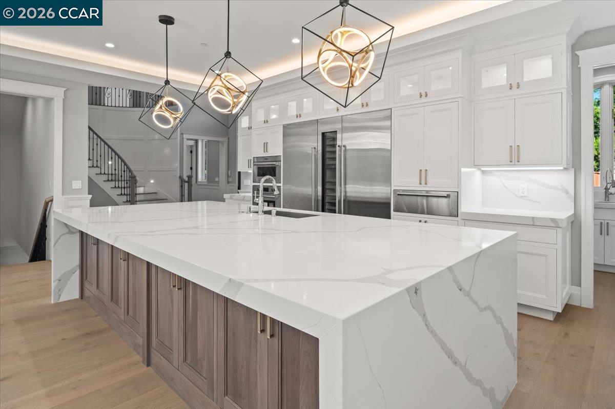 Detail Gallery Image 7 of 49 For 74 Middlefield Rd, Atherton,  CA 94027 - 9 Beds | 9/1 Baths