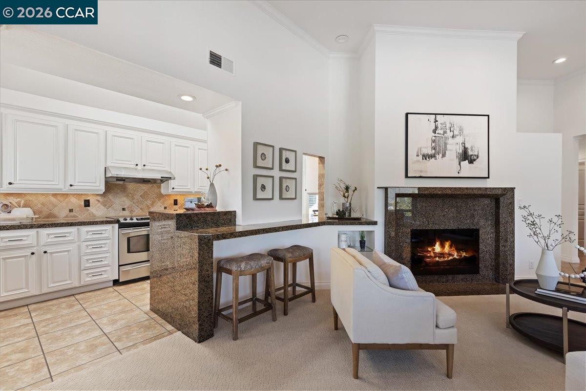 Photo #2: 41121210 Listing: Photo #2