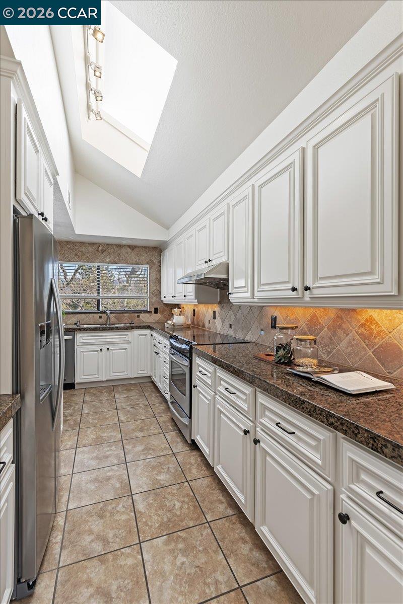 Photo #12: 41121210 Listing: Photo #12