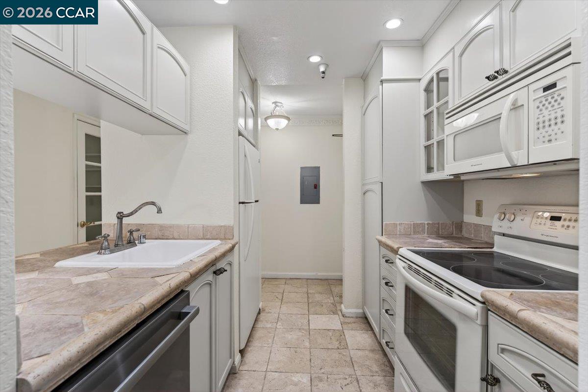 Photo #13: 41121217 Listing: Photo #13