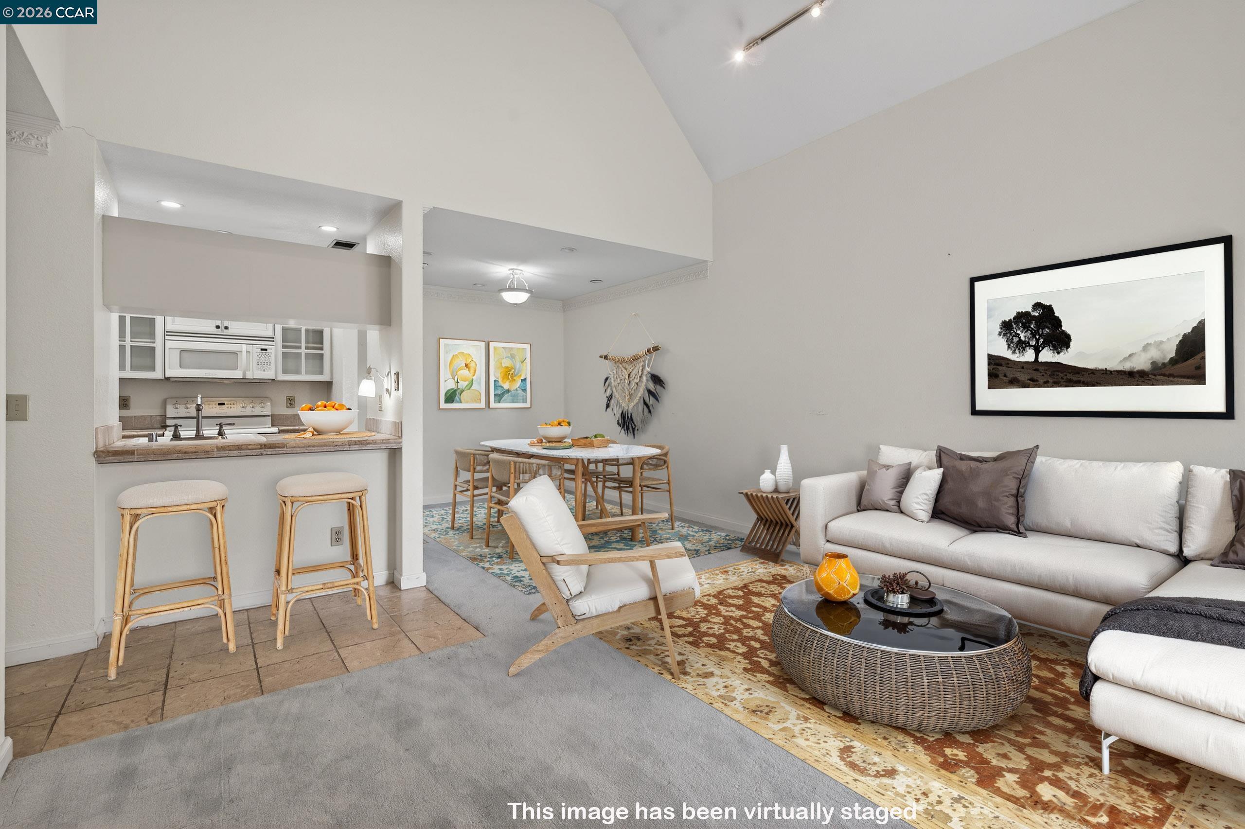 Photo #5: 41121217 Listing 