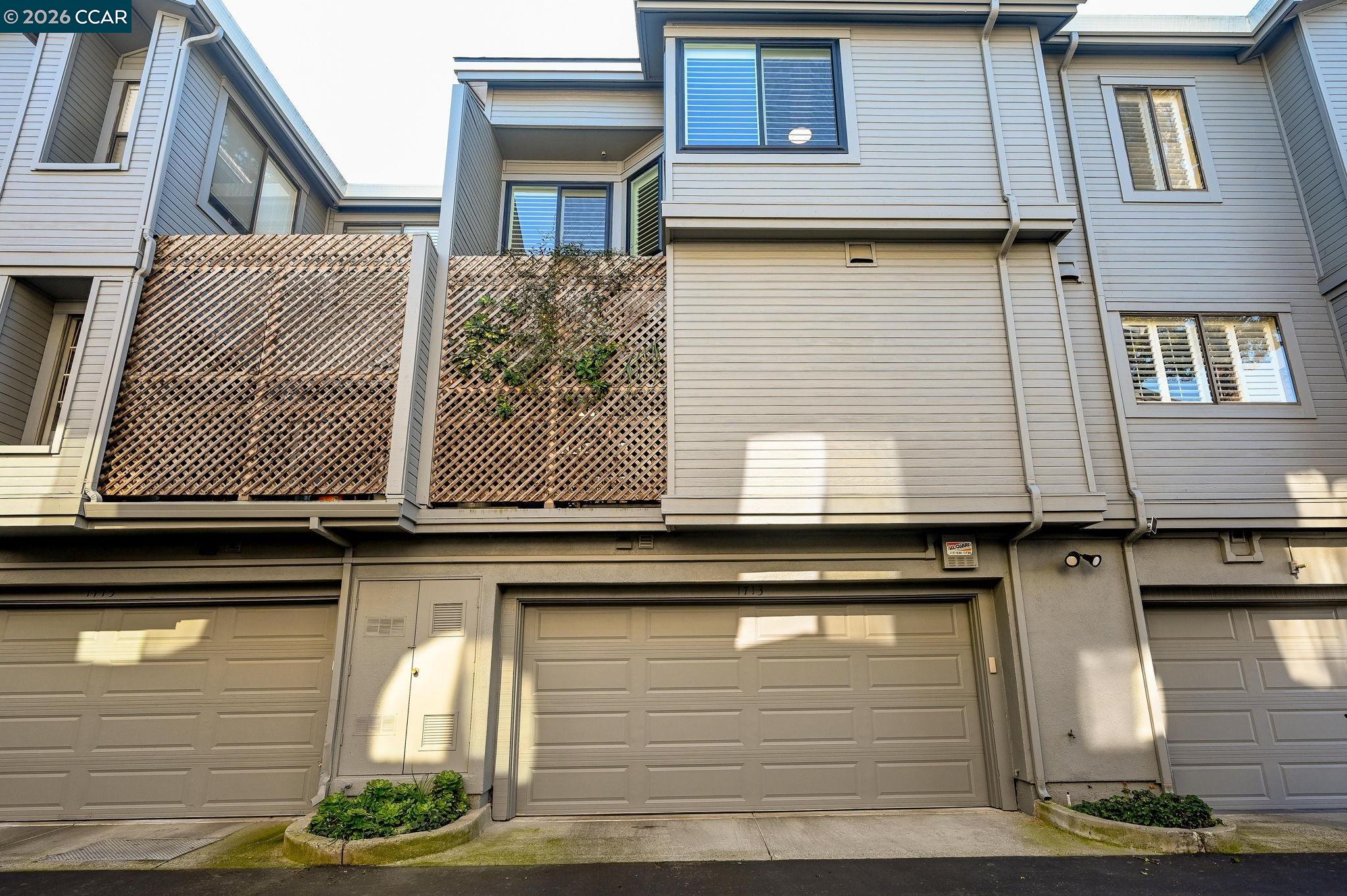 Detail Gallery Image 39 of 49 For 1713 Geary Rd, Walnut Creek,  CA 94597 - 3 Beds | 3/1 Baths