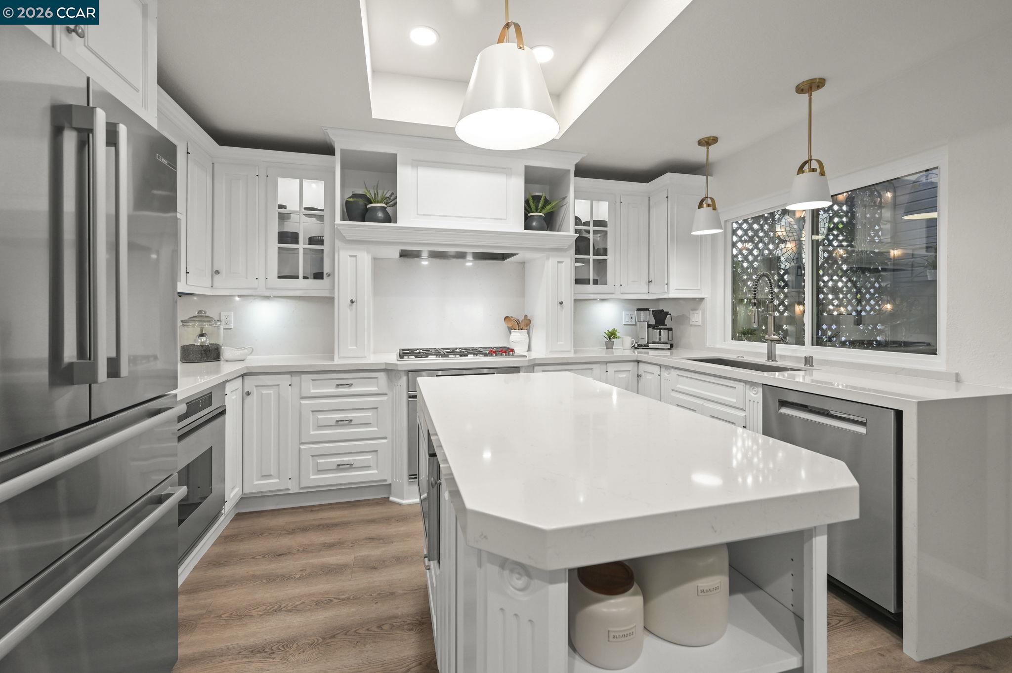 Detail Gallery Image 6 of 49 For 1713 Geary Rd, Walnut Creek,  CA 94597 - 3 Beds | 3/1 Baths