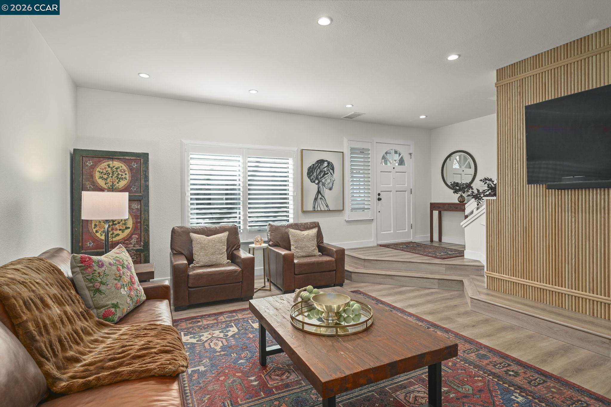 Detail Gallery Image 7 of 50 For 1713 Geary Rd, Walnut Creek,  CA 94597 - 3 Beds | 3/1 Baths