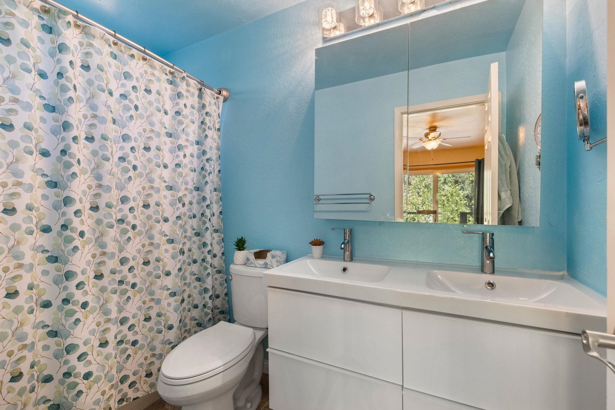 Detail Gallery Image 15 of 38 For 23615 Mount Elizabeth Rd, Twain Harte,  CA 95383 - 3 Beds | 3 Baths