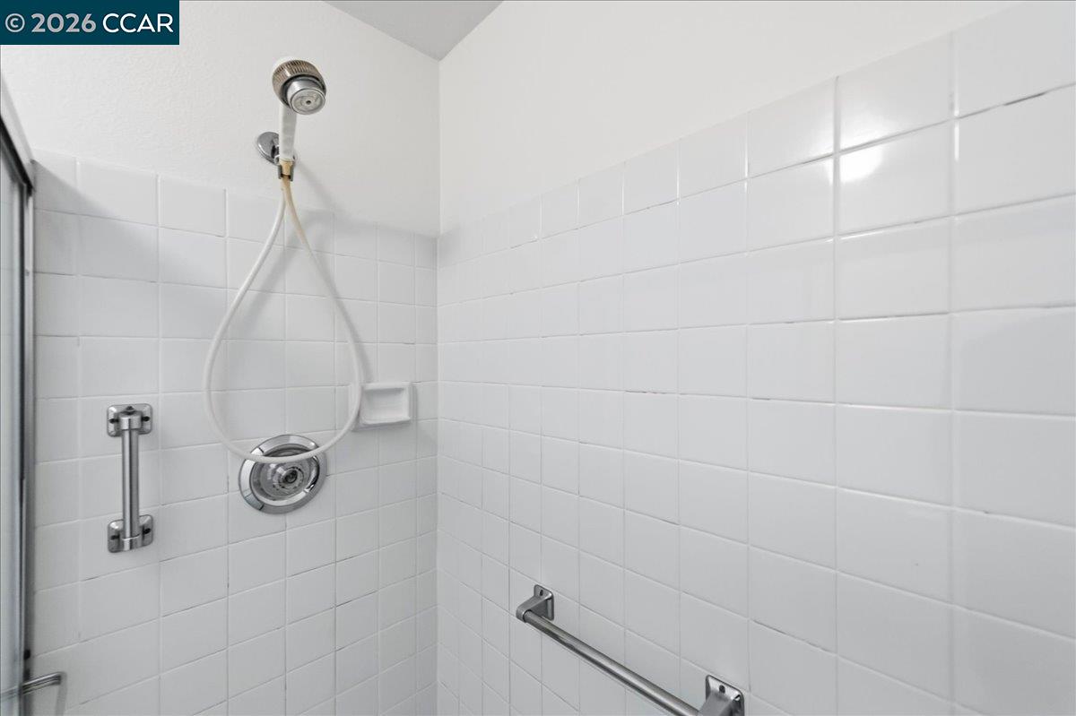 Photo #29: 41121221 Listing: Photo #29